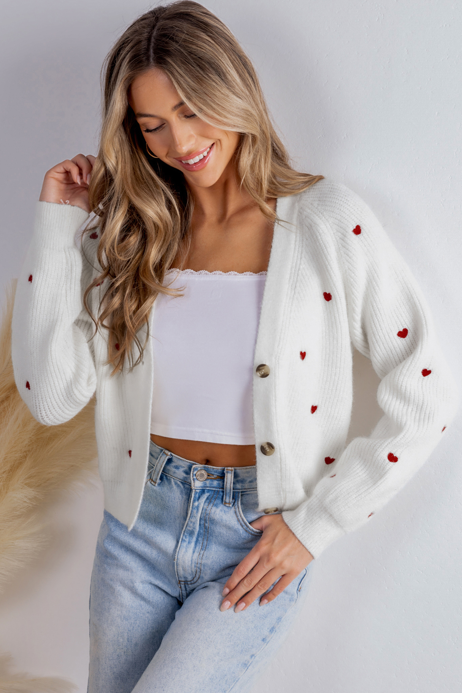 トップス mardi BLENDED CROPPED CARDIGAN HEART Raccoon Blended Cropped Cardigan Heart Logo in Navy by Mardi