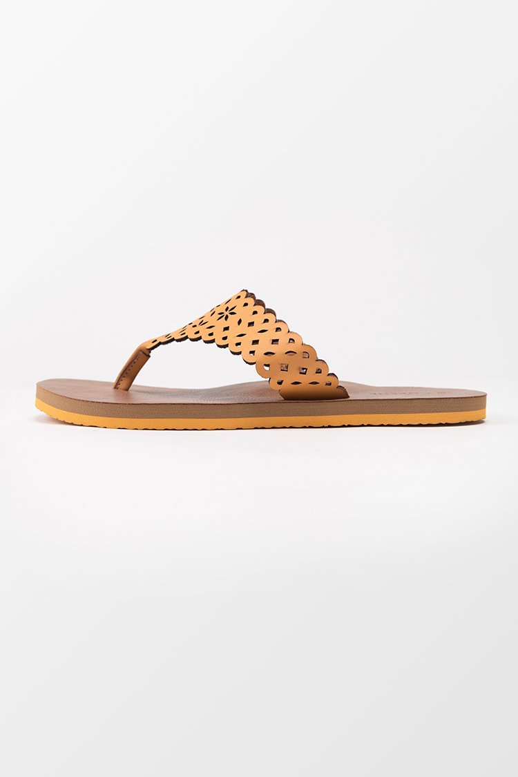 Phoenix Hollow Out Sandals