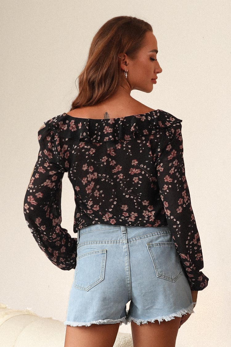 Jakayla Ditsy V-neck Bodysuit