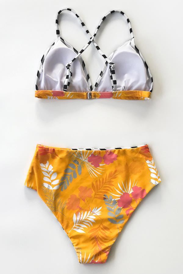 Bikini reversible a rayas y floral de braga alta