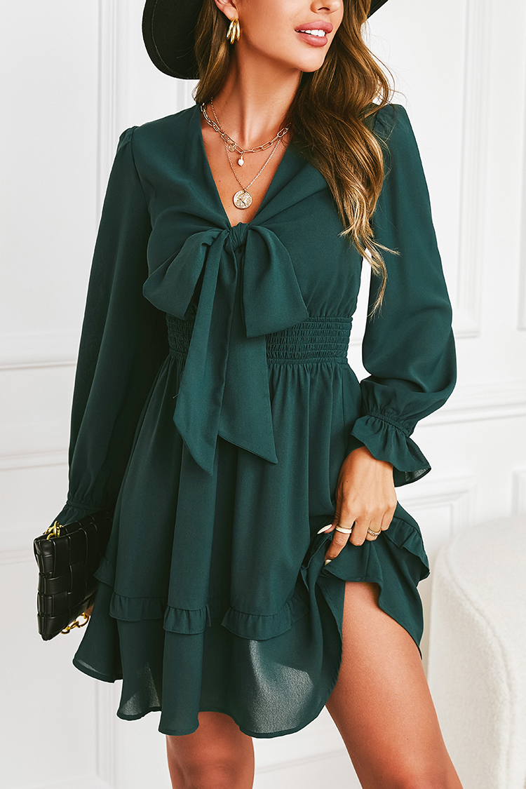 Robe à volants avec nœud