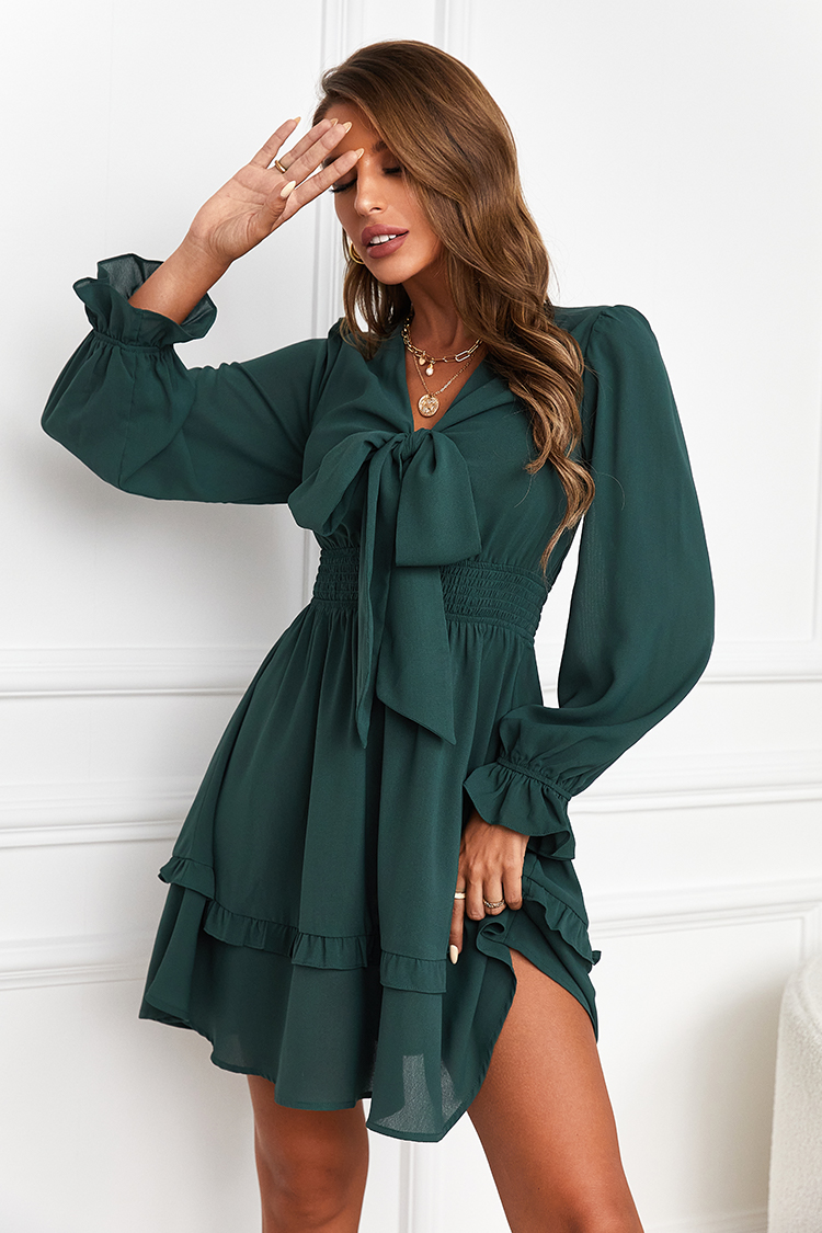 Robe à volants avec nœud