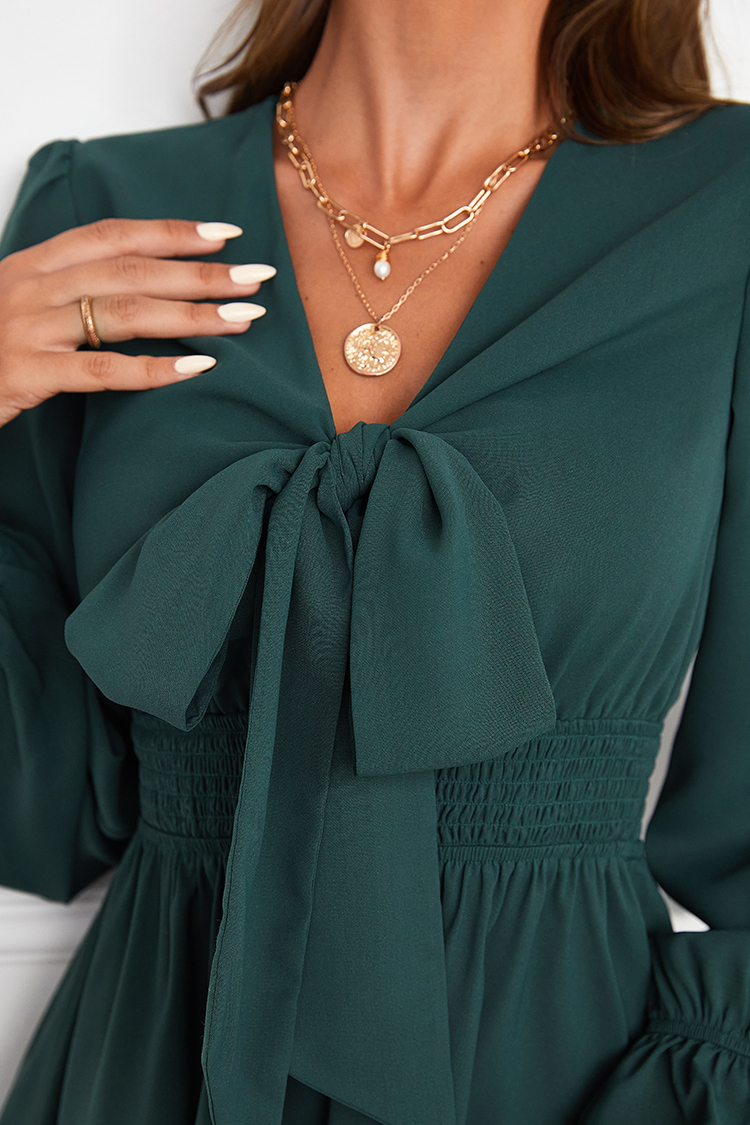 Robe à volants avec nœud