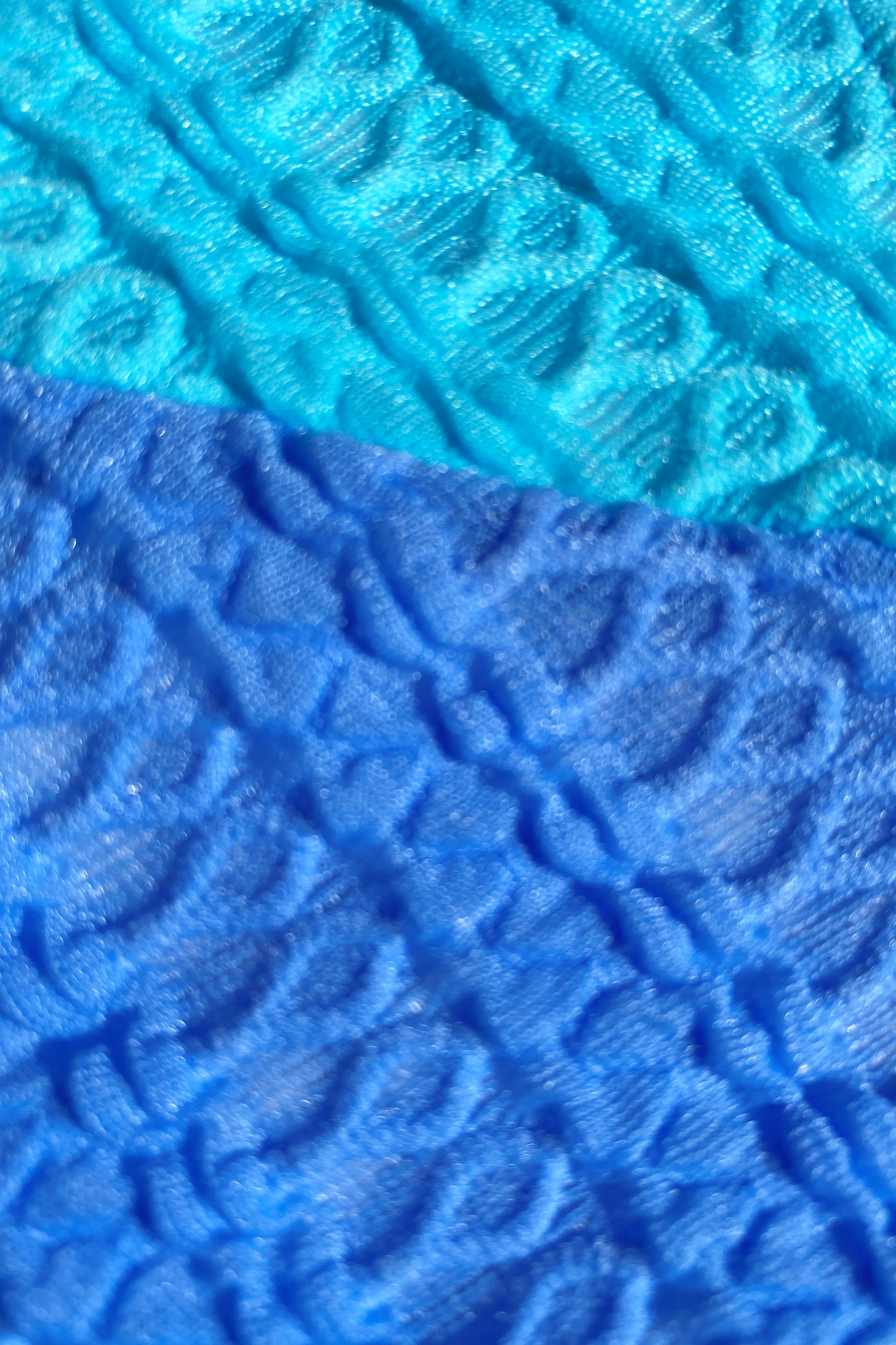 Textured Colorblock V-Wire Bralette & High Waist Bikini Set