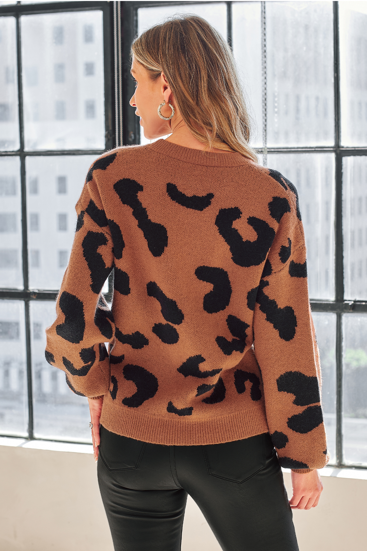 Leopard Print Puff Sleeve Sweater