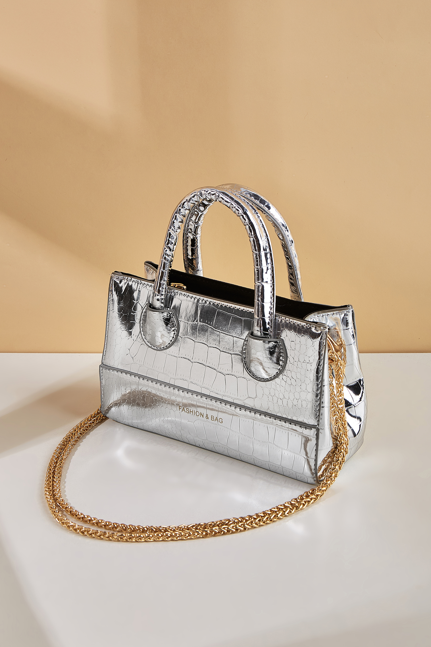 Shiny Leather Metal Chain Bag
