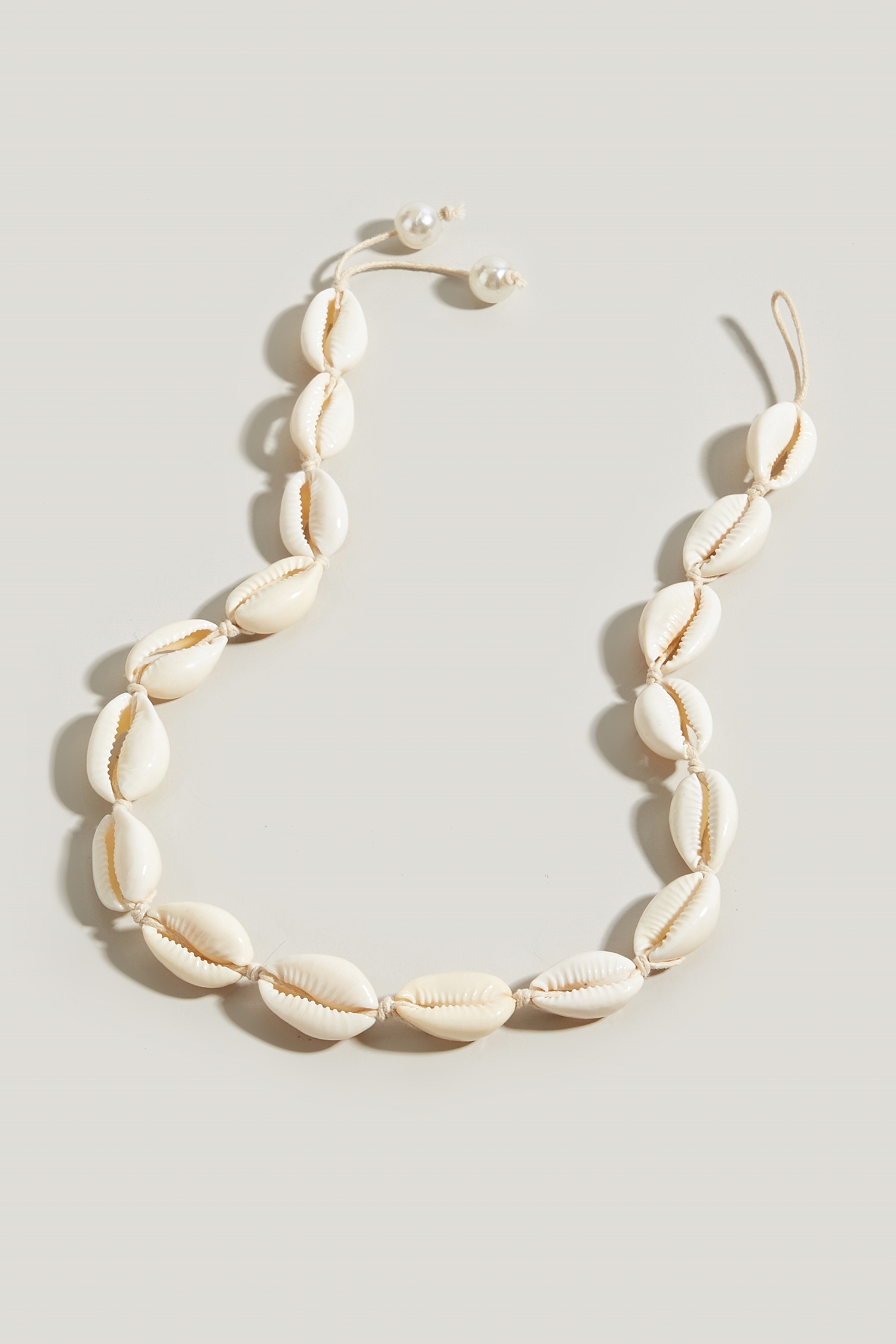 Cowrie Shell Choker Necklace