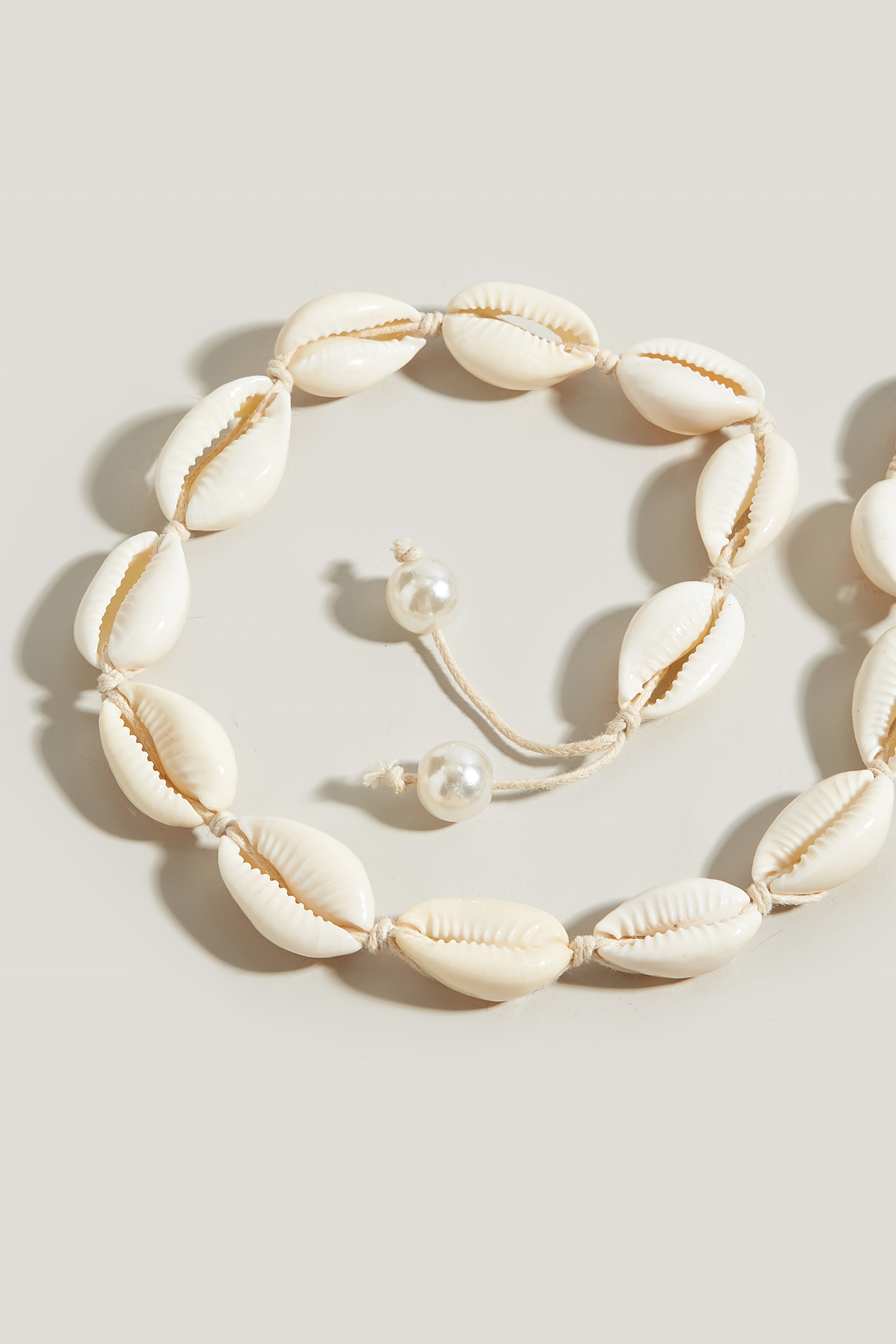 Cowrie Shell Choker Necklace