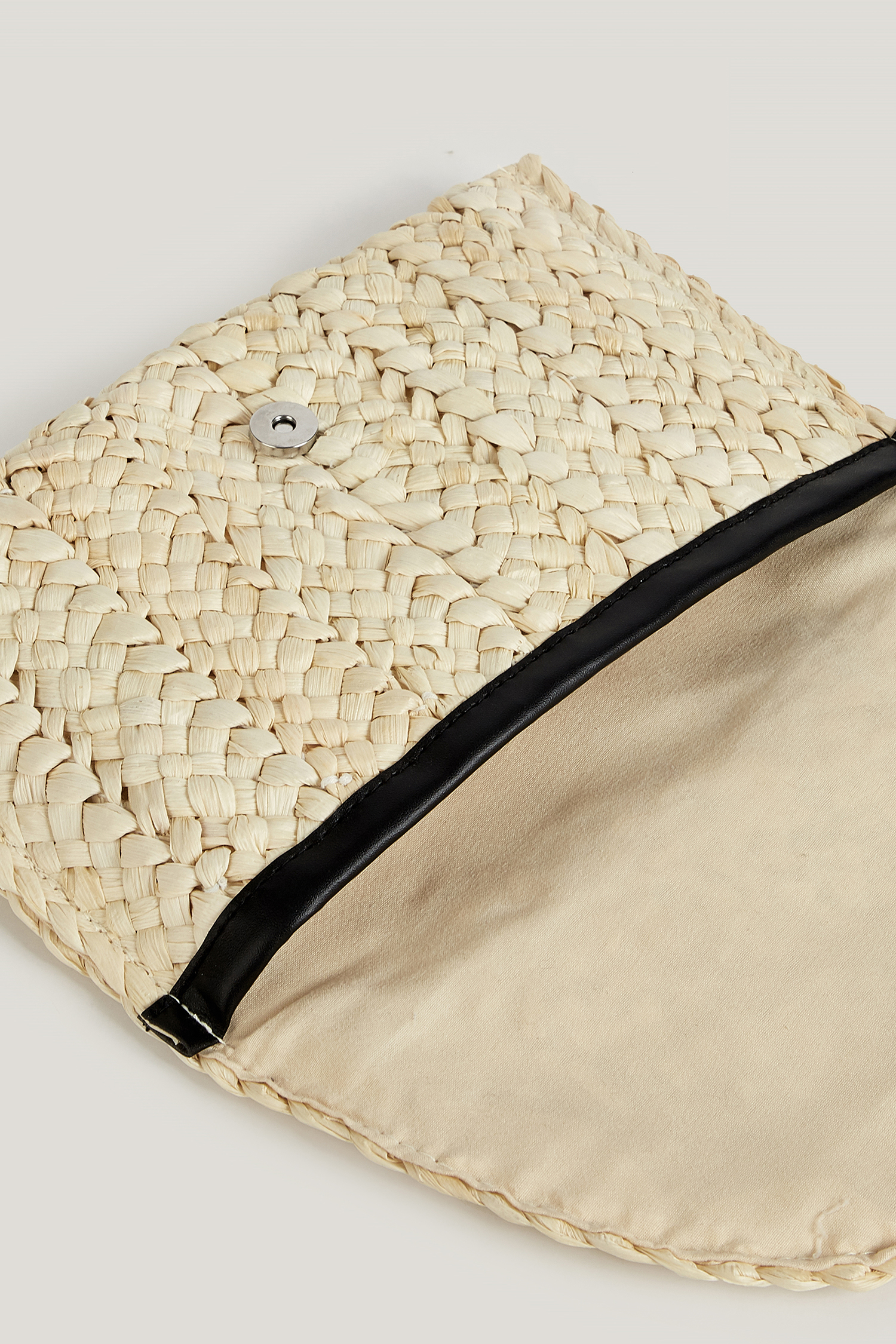 Clutch tejido neutro