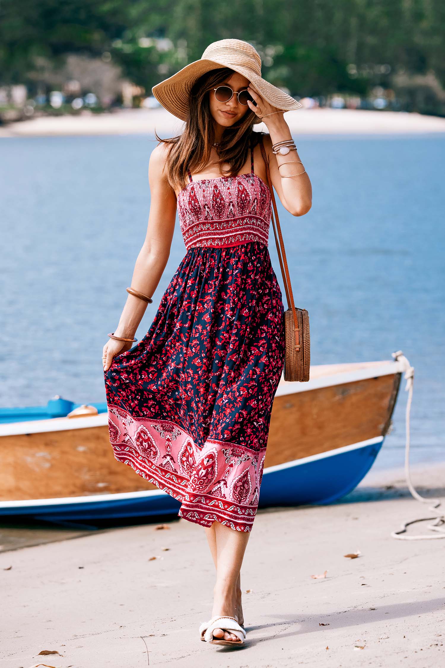 Vestido midi de paisley floral rosa y rojo