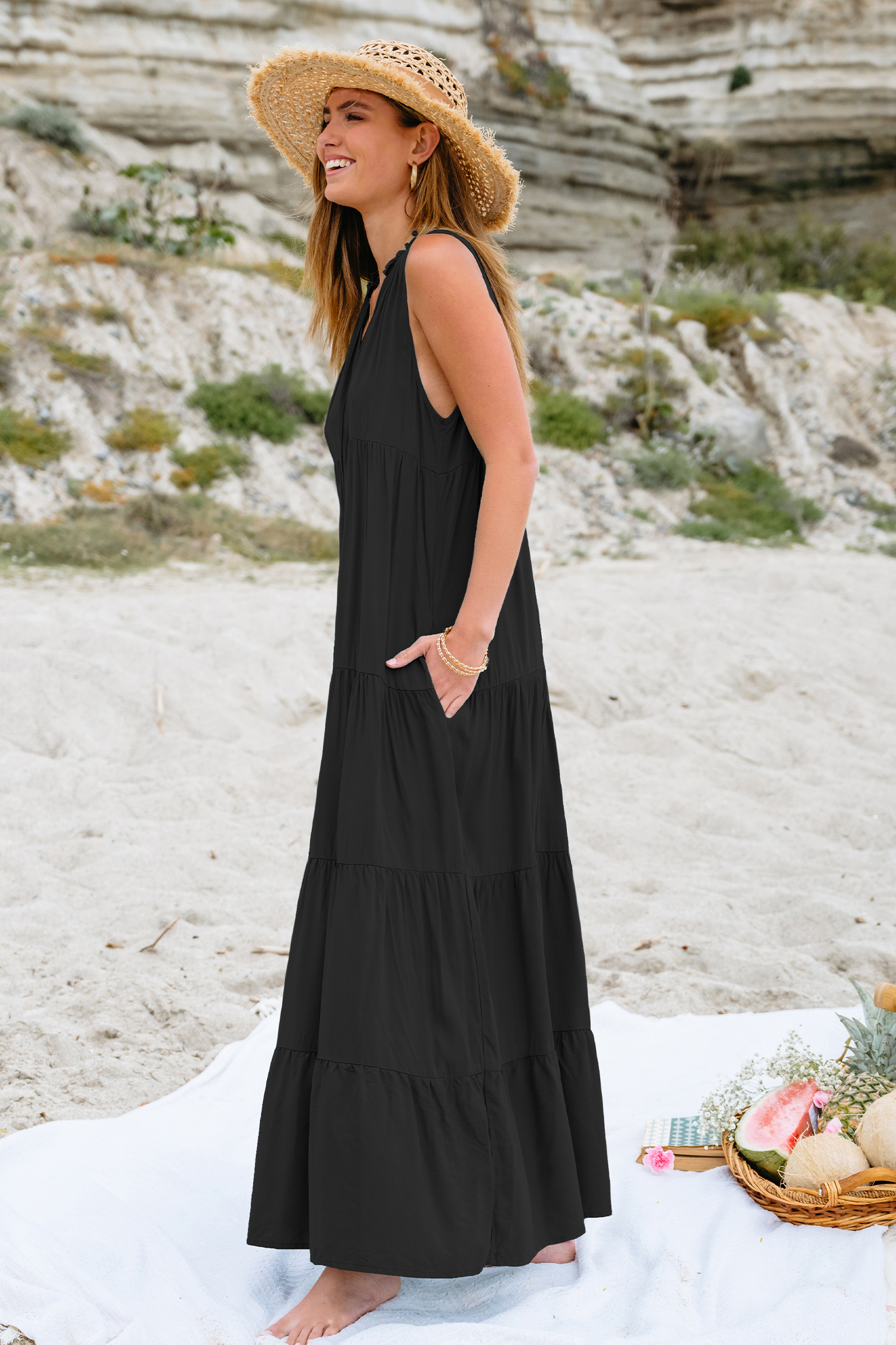 Black Sleeveless Split Neck Maxi Dress