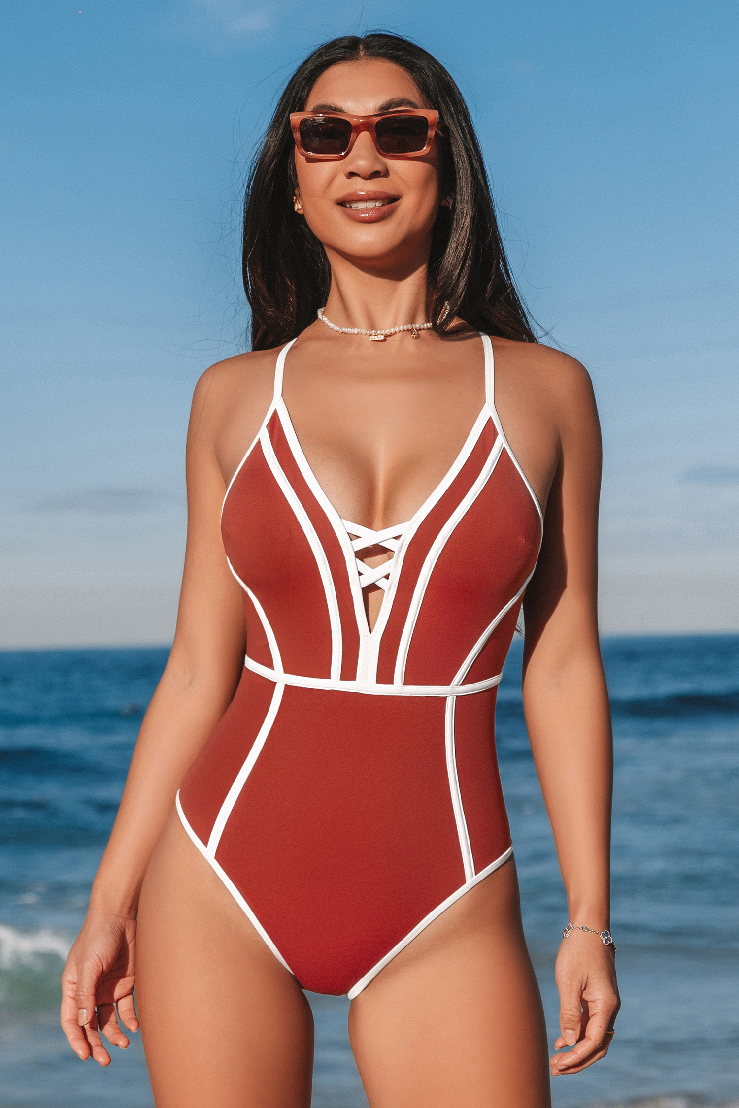 CUPSHE Badpak uit één stuk voor dames, badkleding met ruches en vetersluiting, voor het strand, camouflerend buikgedeelte, L CUPSHE Badpak uit één stuk voor dames, badkleding met ruches en vetersluiting, voor het strand, camouflerend buikgedeelte, L