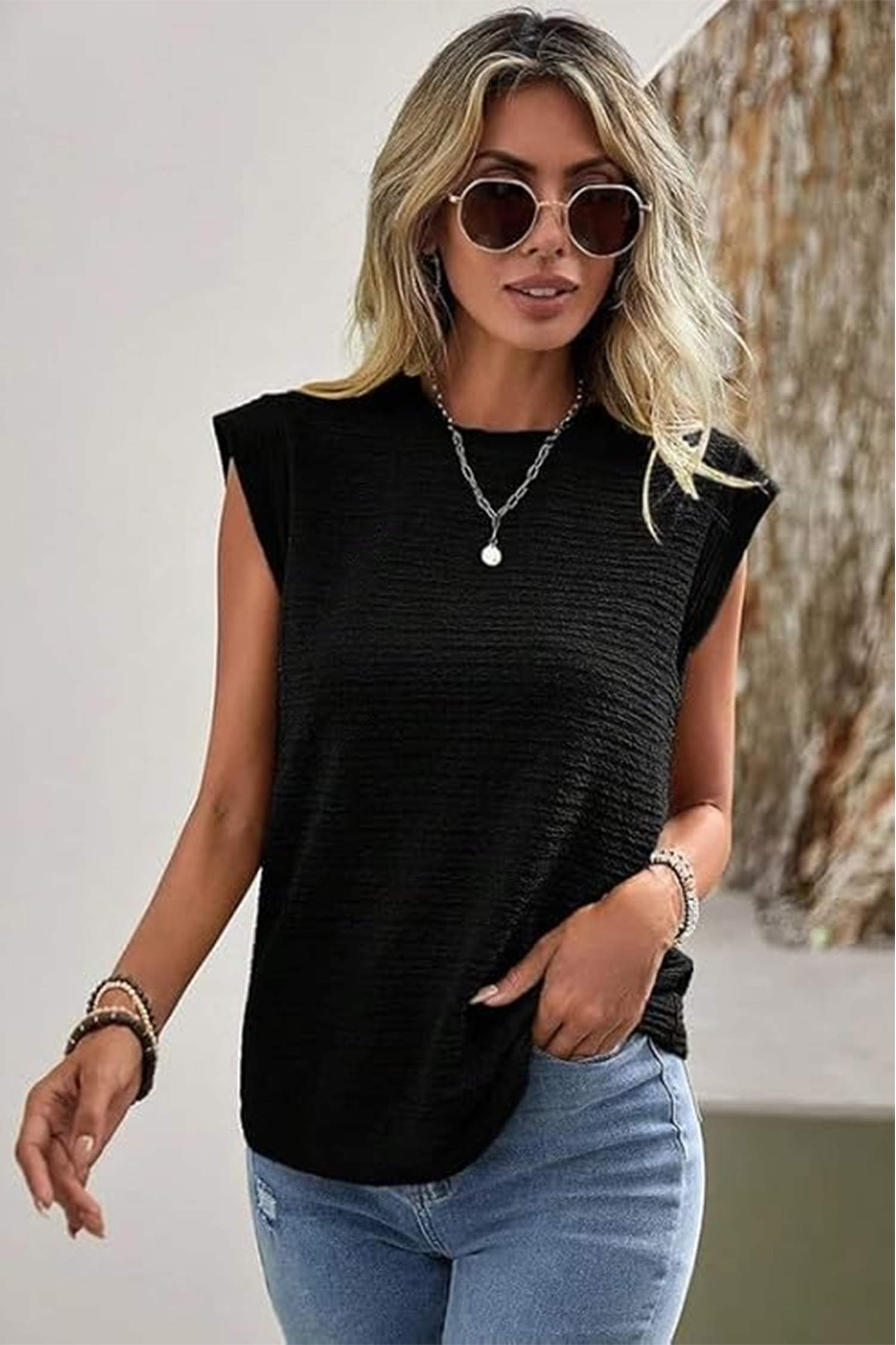 Black Round Neck Cap Sleeve Top