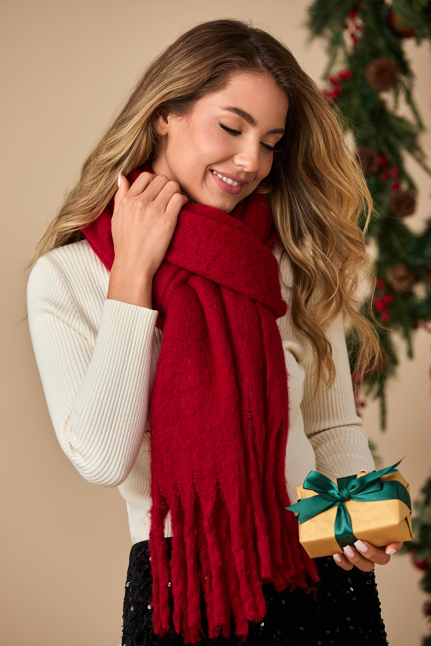 Toga FRINGE SCARF RING red| ヤマダウェブコム