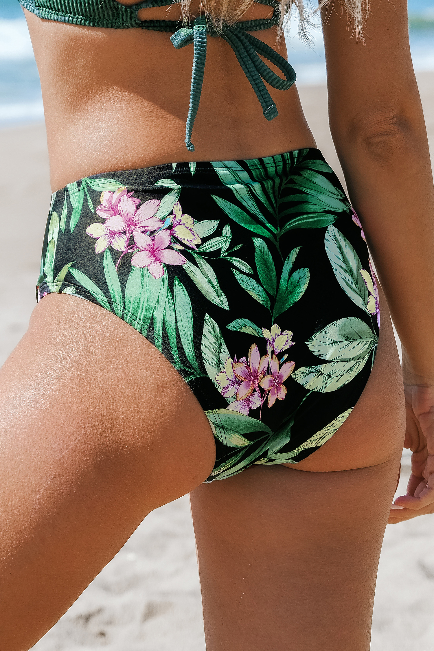 Escaping Tropical Mid-Rise Bikini Bottoms