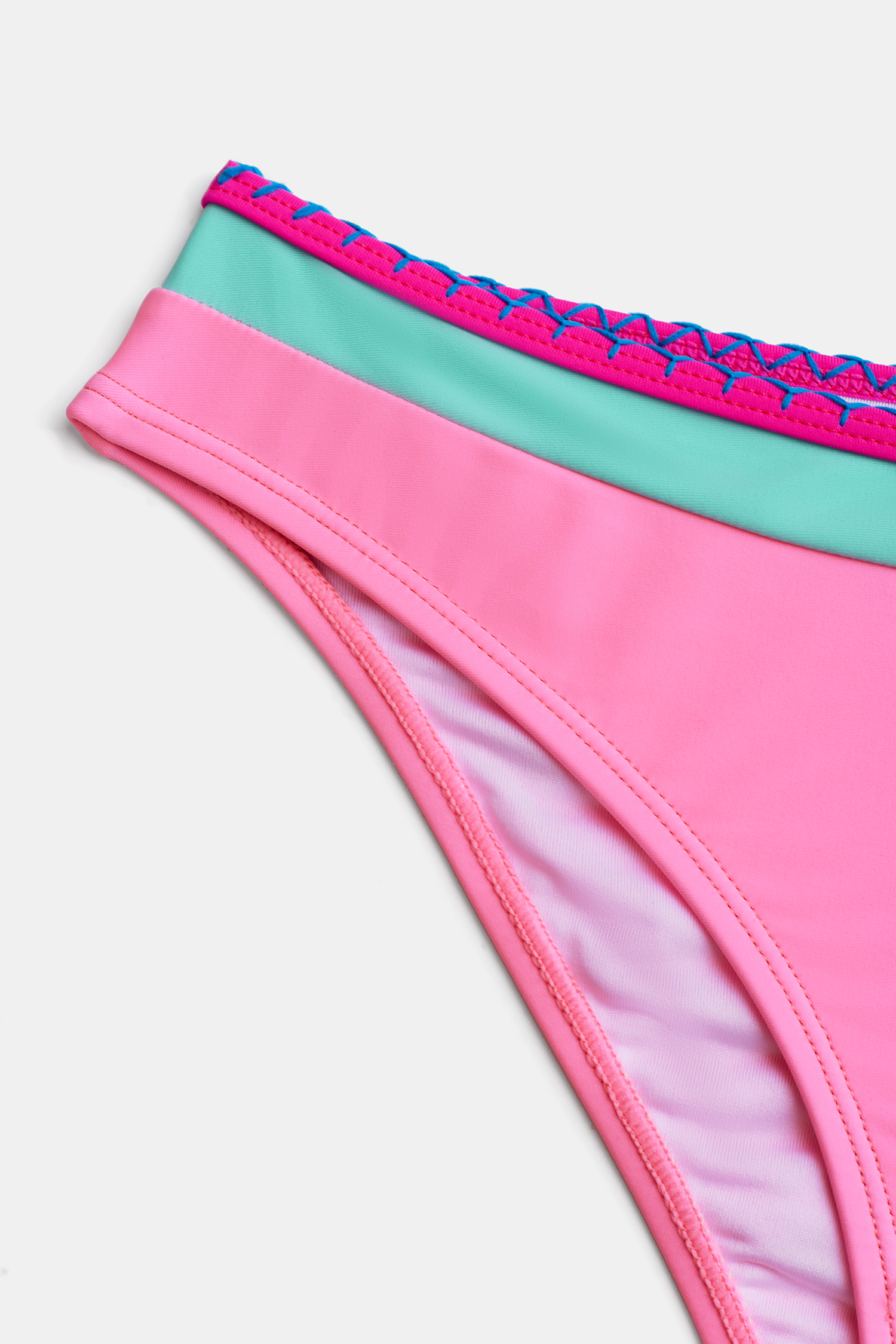 Pink Colorblock Stitching Bikini Top & Cheeky Bottoms Set