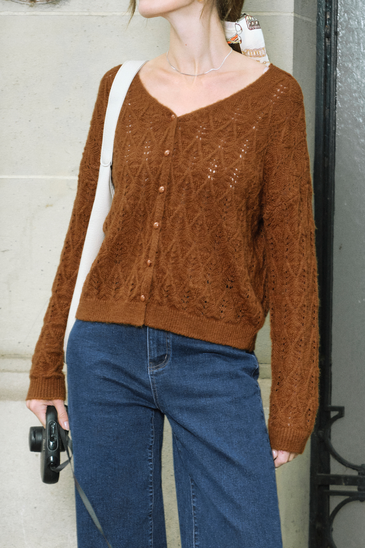 Cardigan marron col V manches longues