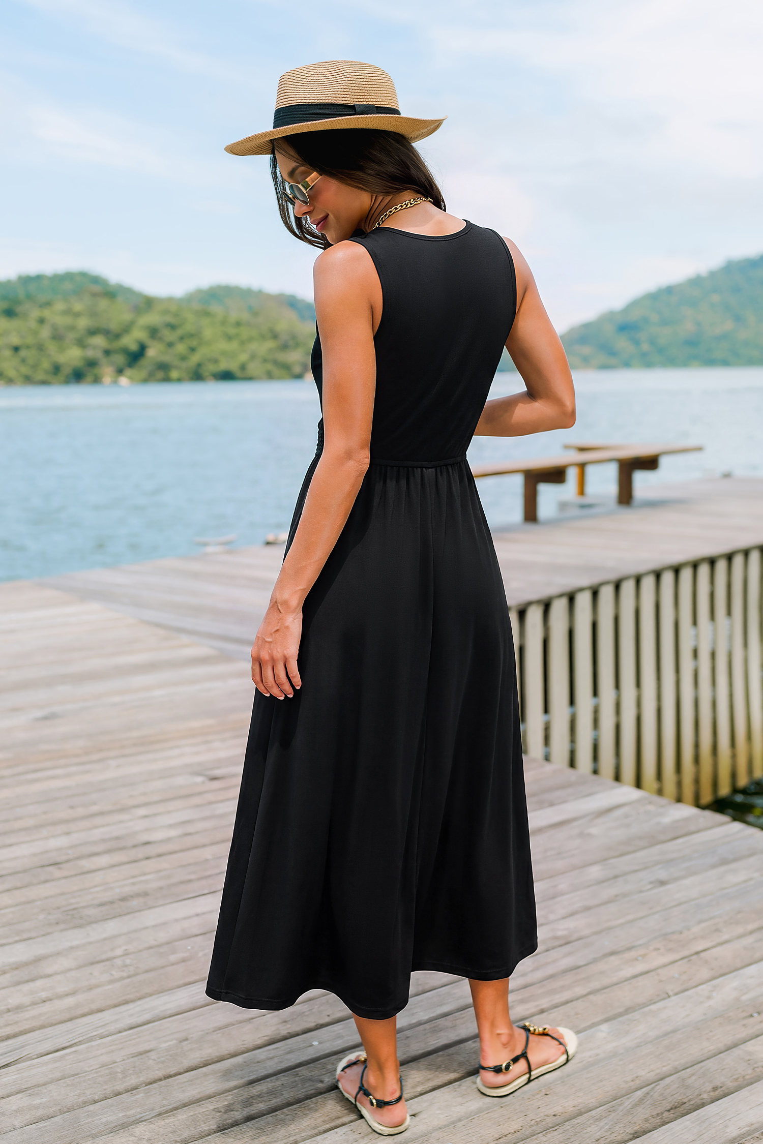 Schwarzes Ärmelloses Midikleid mit Rundhalsausschnitt