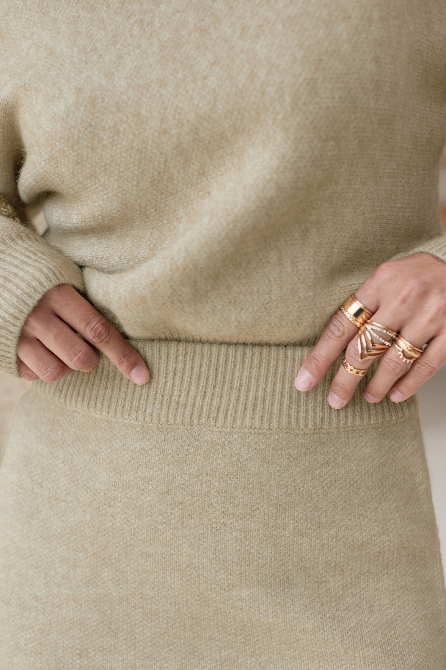 Jupe pull longue à ourlet fendu kaki