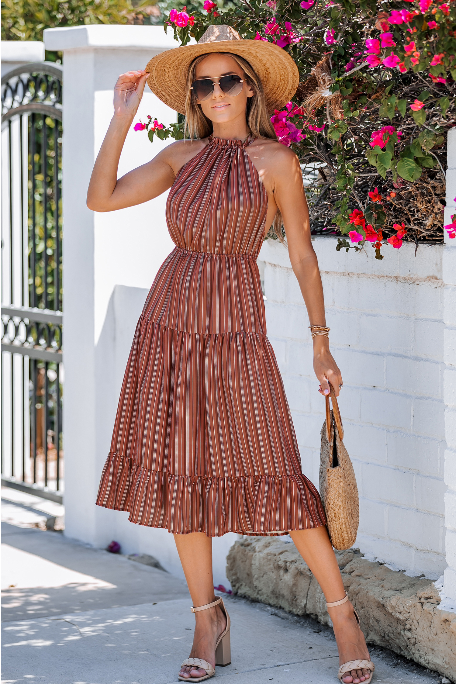 Vestido midi a rayas con volantes