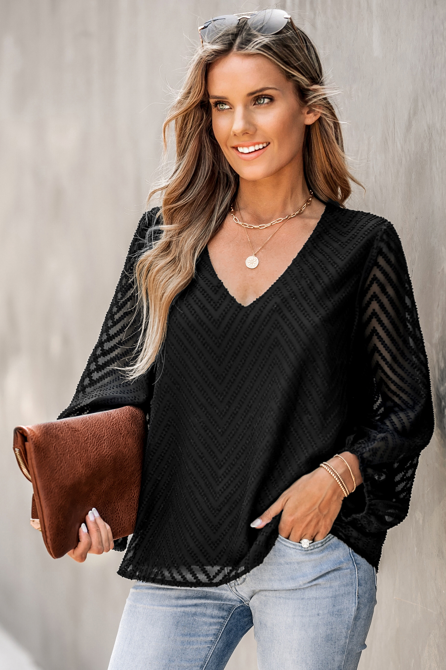 Chevron-Stitching Mesh V-Neck Top