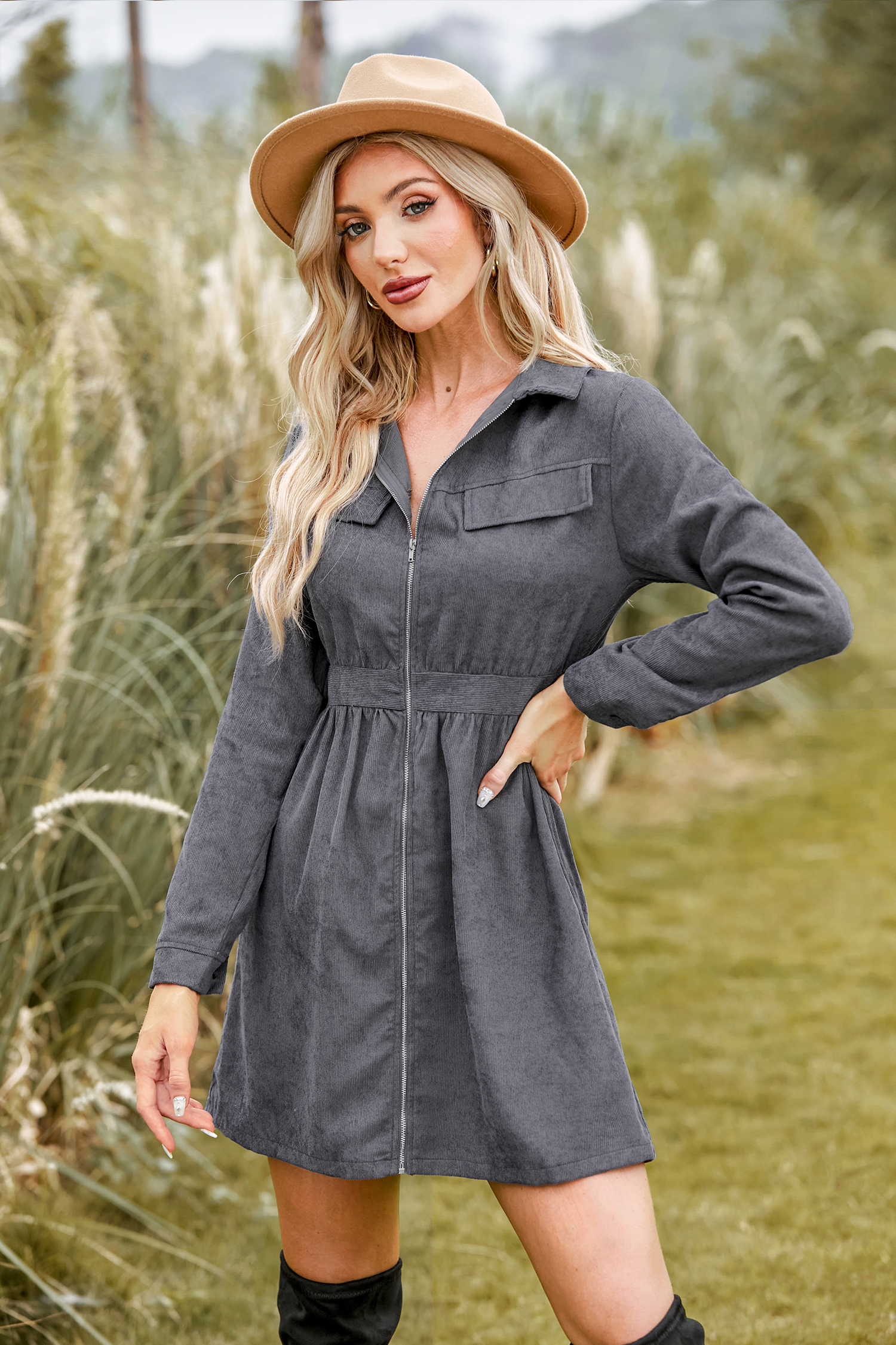 Robe mini à col chemise zippée