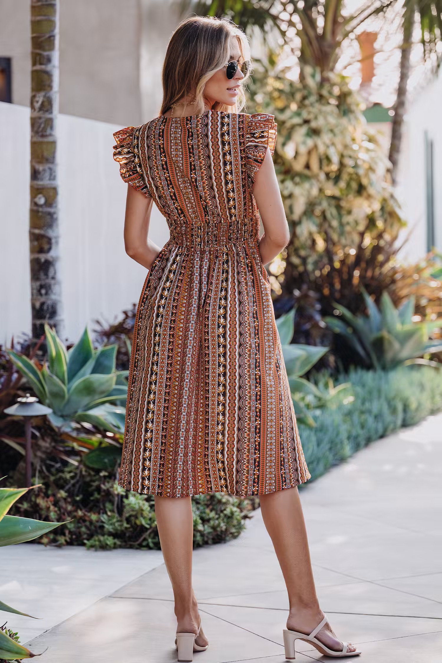 Romantisches Boho-Midikleid mit Flatterärmeln