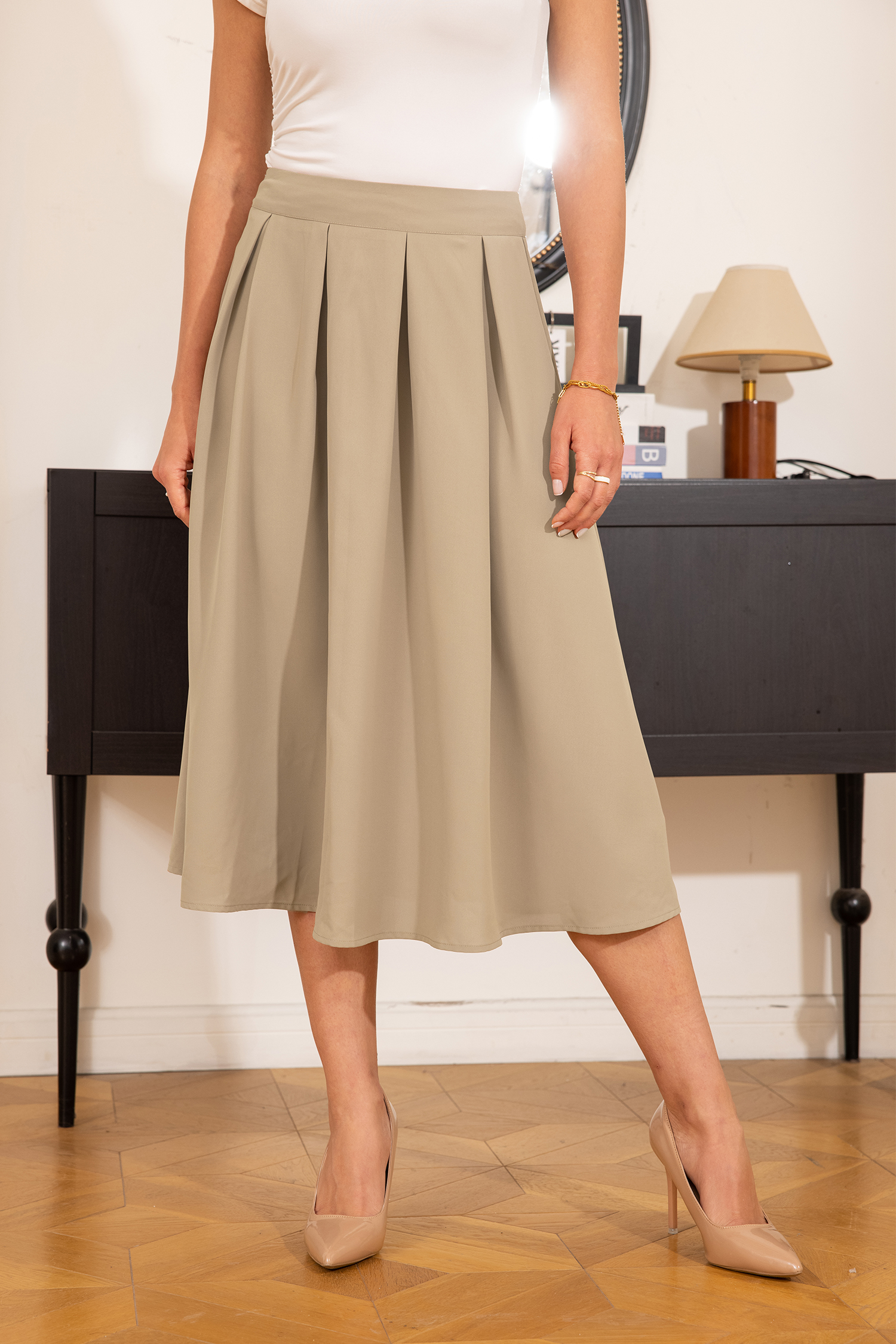 Falda larga plisada camel