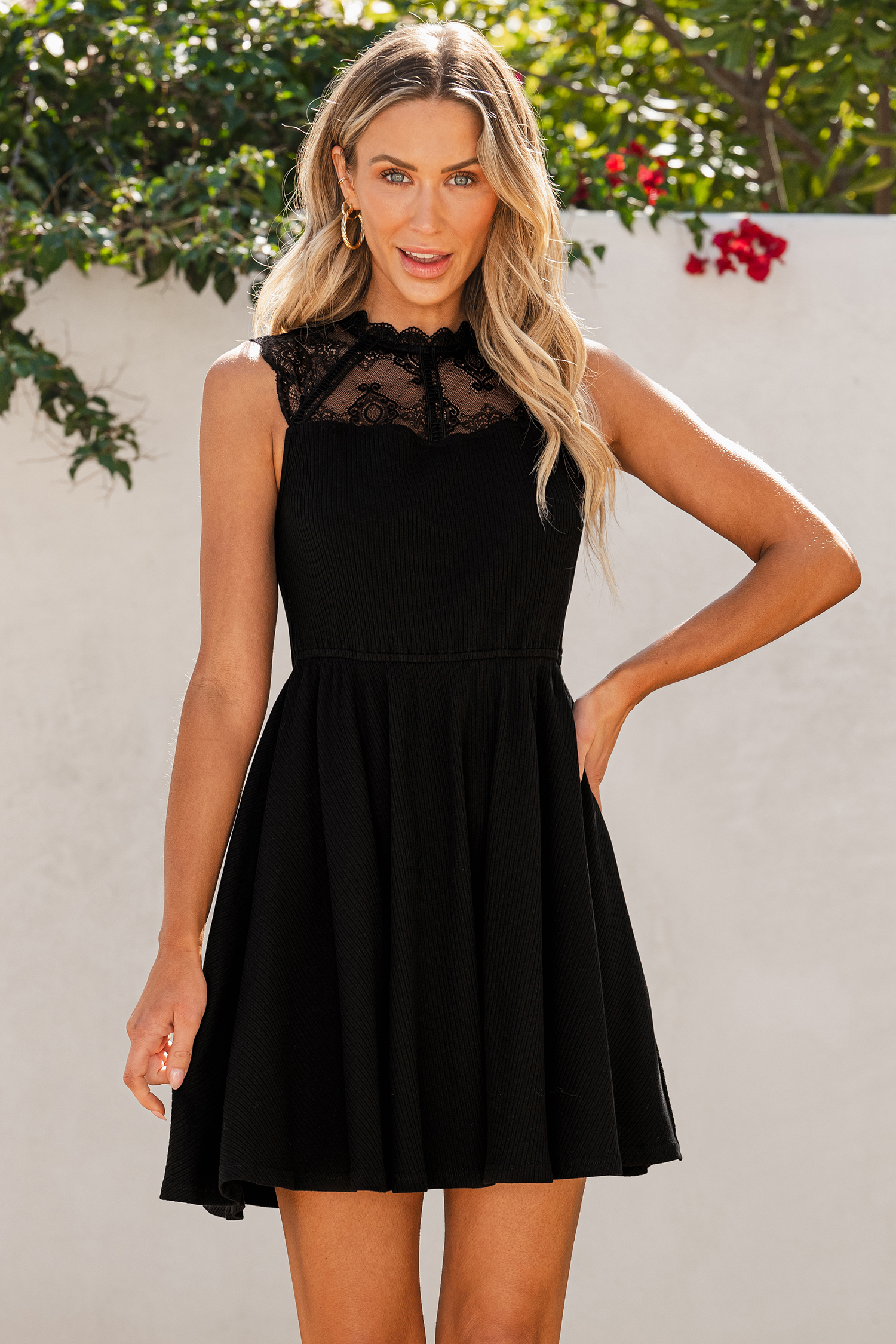 ワンピース Crash Tube Turtle Mini Dress / Black Black Wrap Sleeveless Side Tie Mini Dress