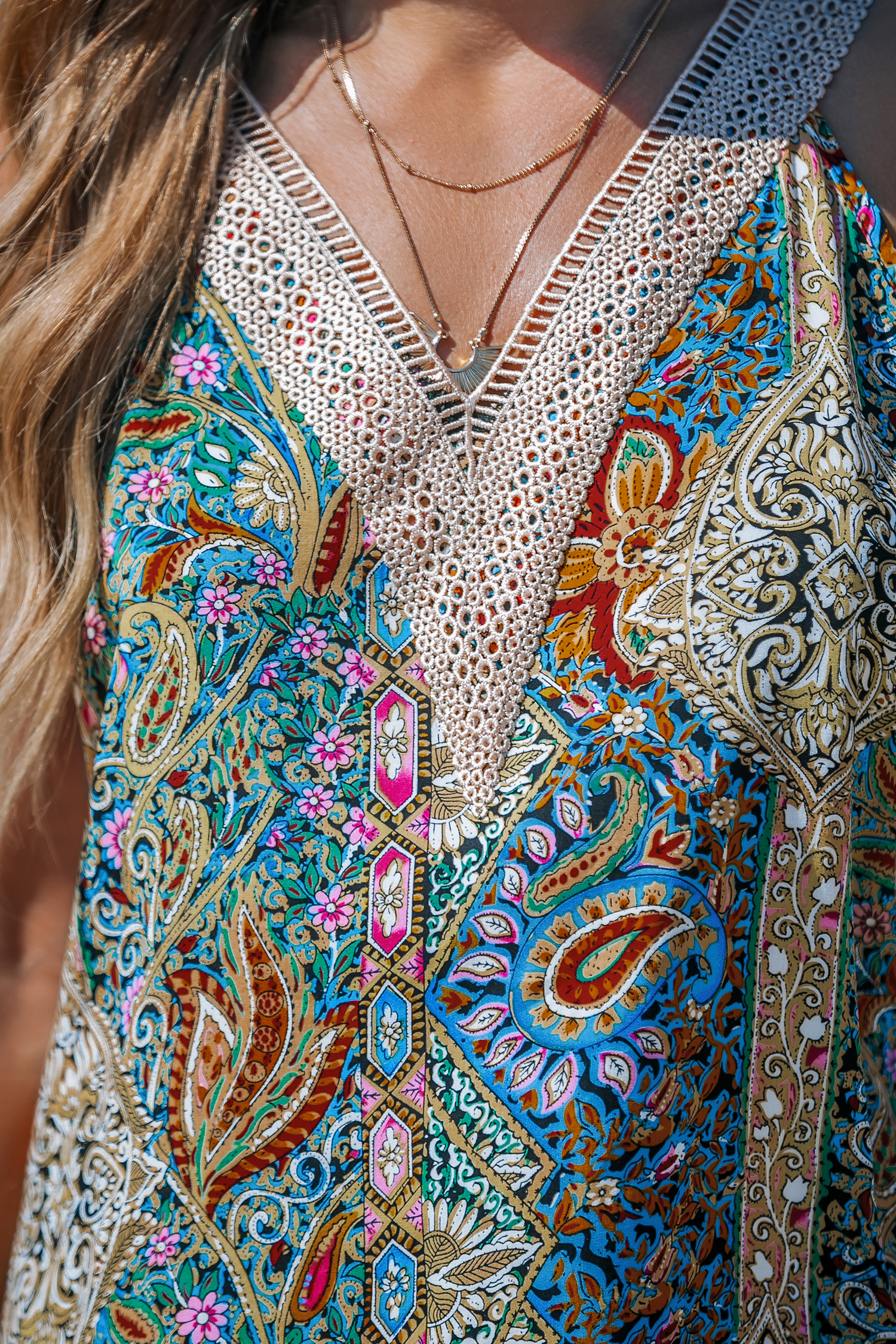 Paisley Lace Trim V-Neck Tank