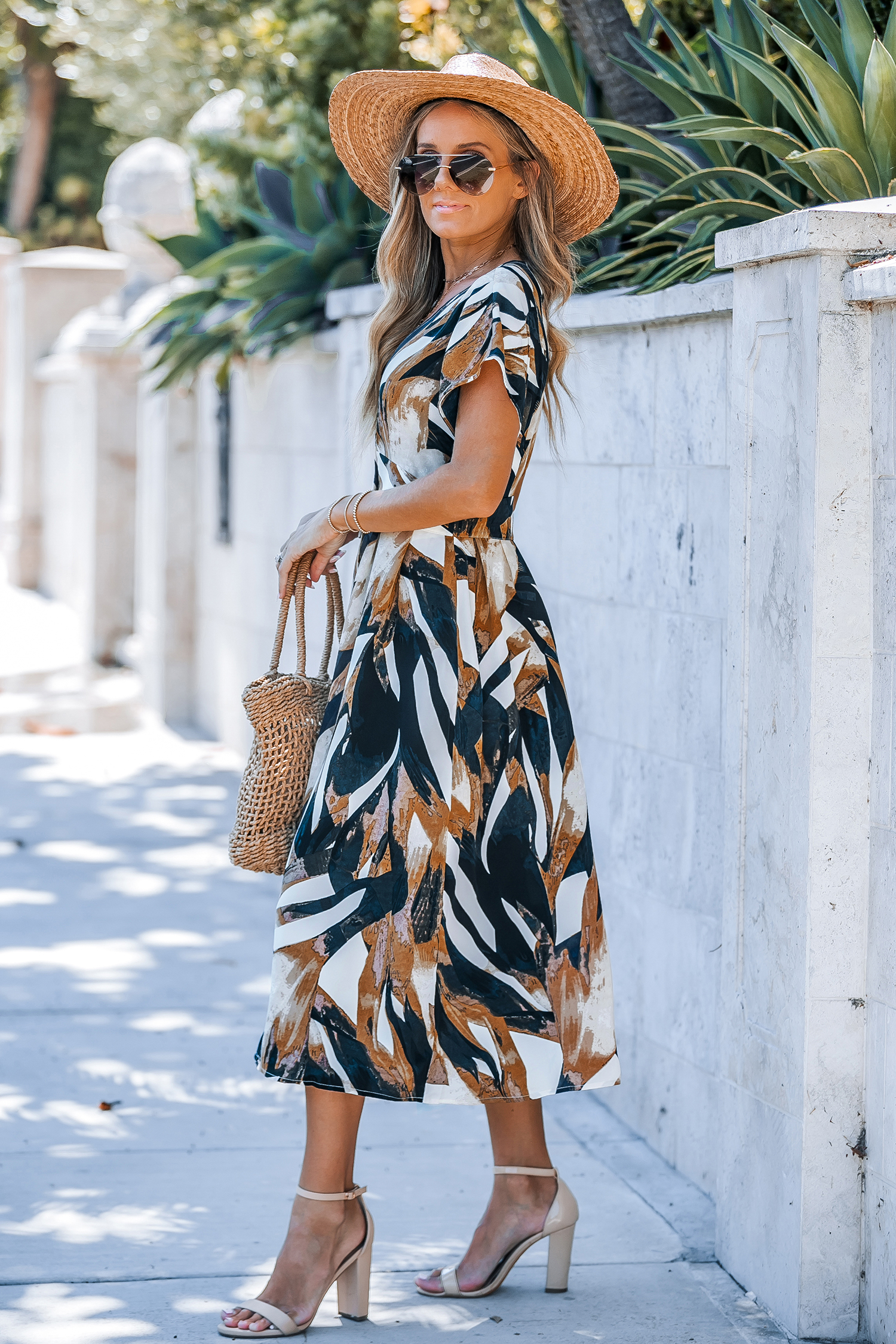 Vestido midi con escote en V y mangas dolman abstracto