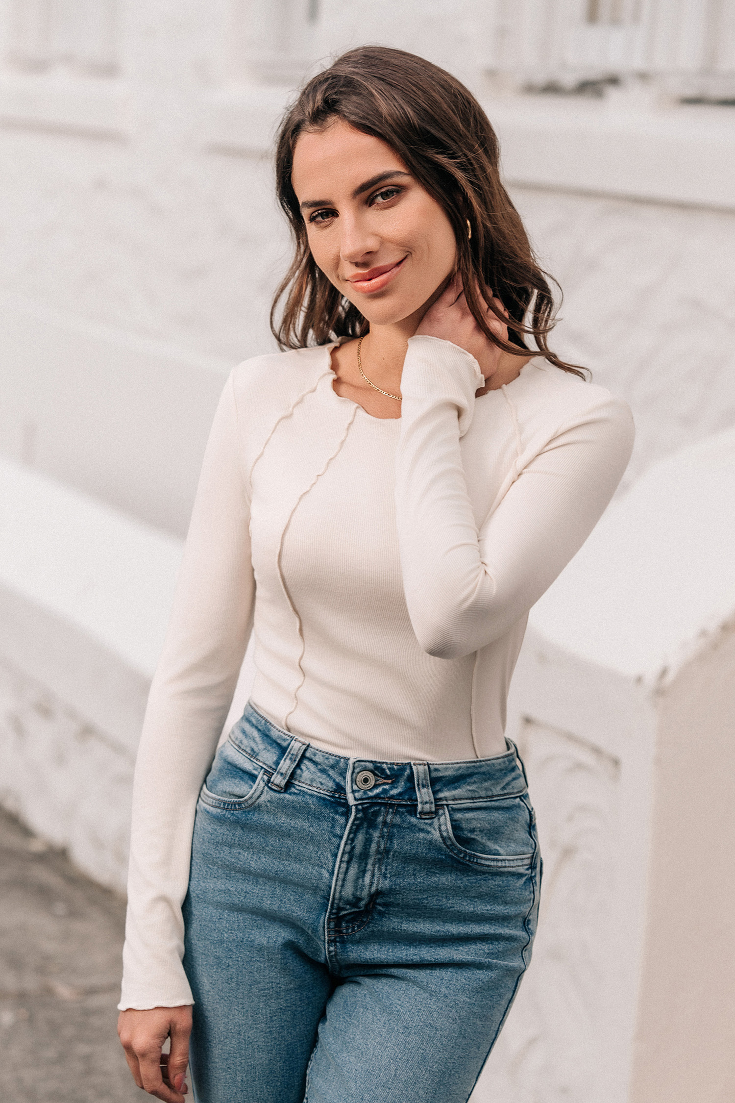 Beige Round Neck Long Sleeve Jersey Tee