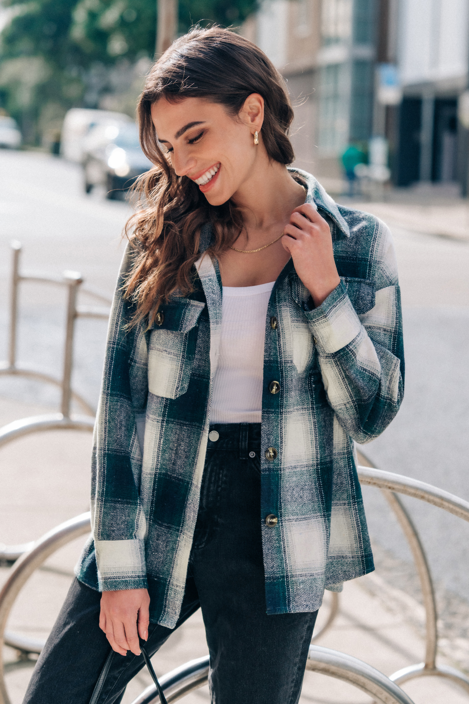 Camicia a quadri color smeraldo con colletto e bottoni sul davanti