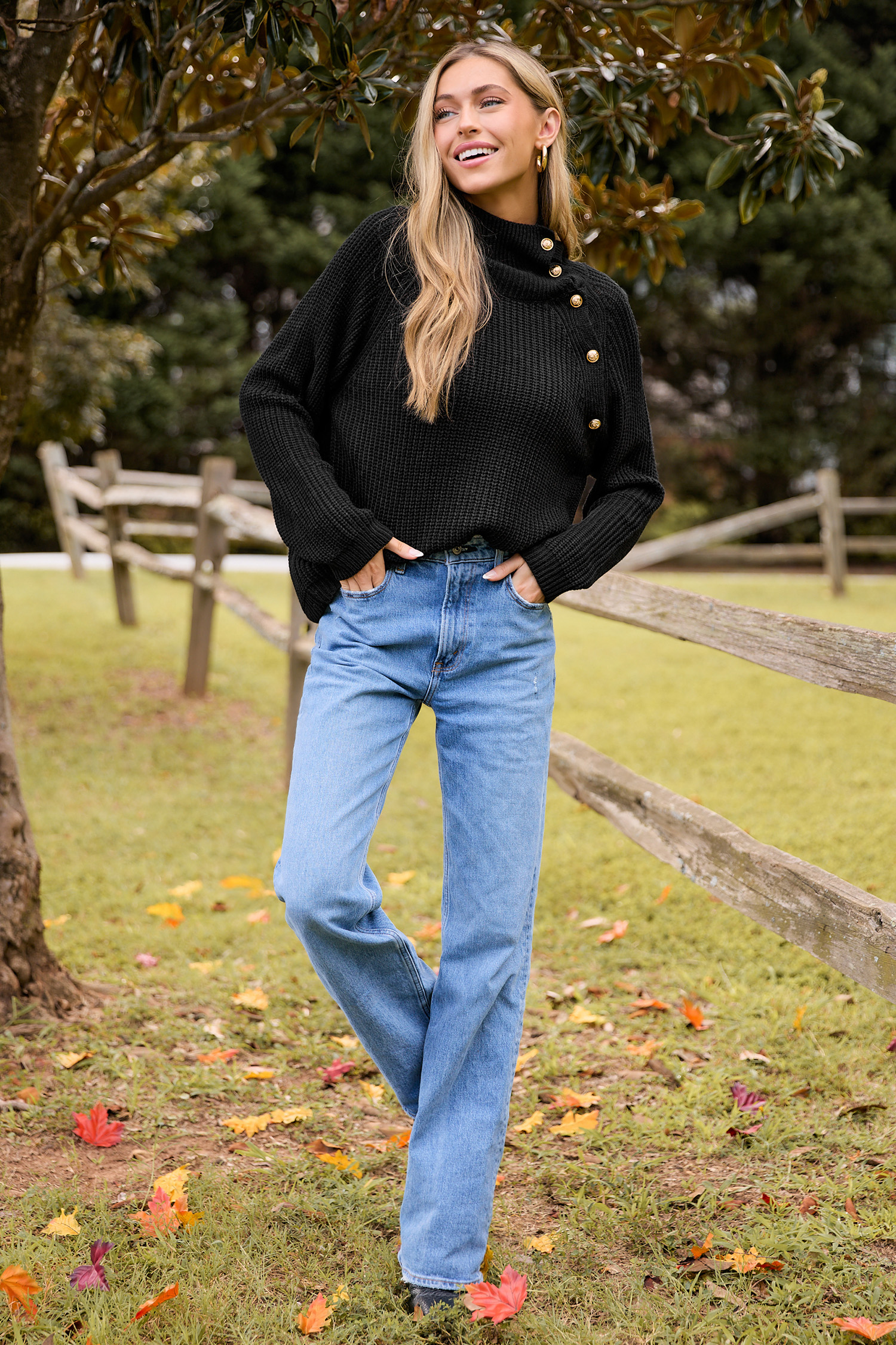 Blusa de cuello alto y manga larga de punto negro