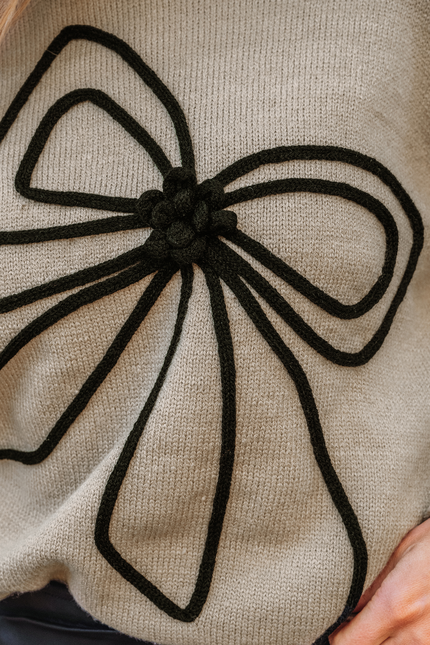 Cupshe Neutral Ribbon Long Sleeve Sweater In White