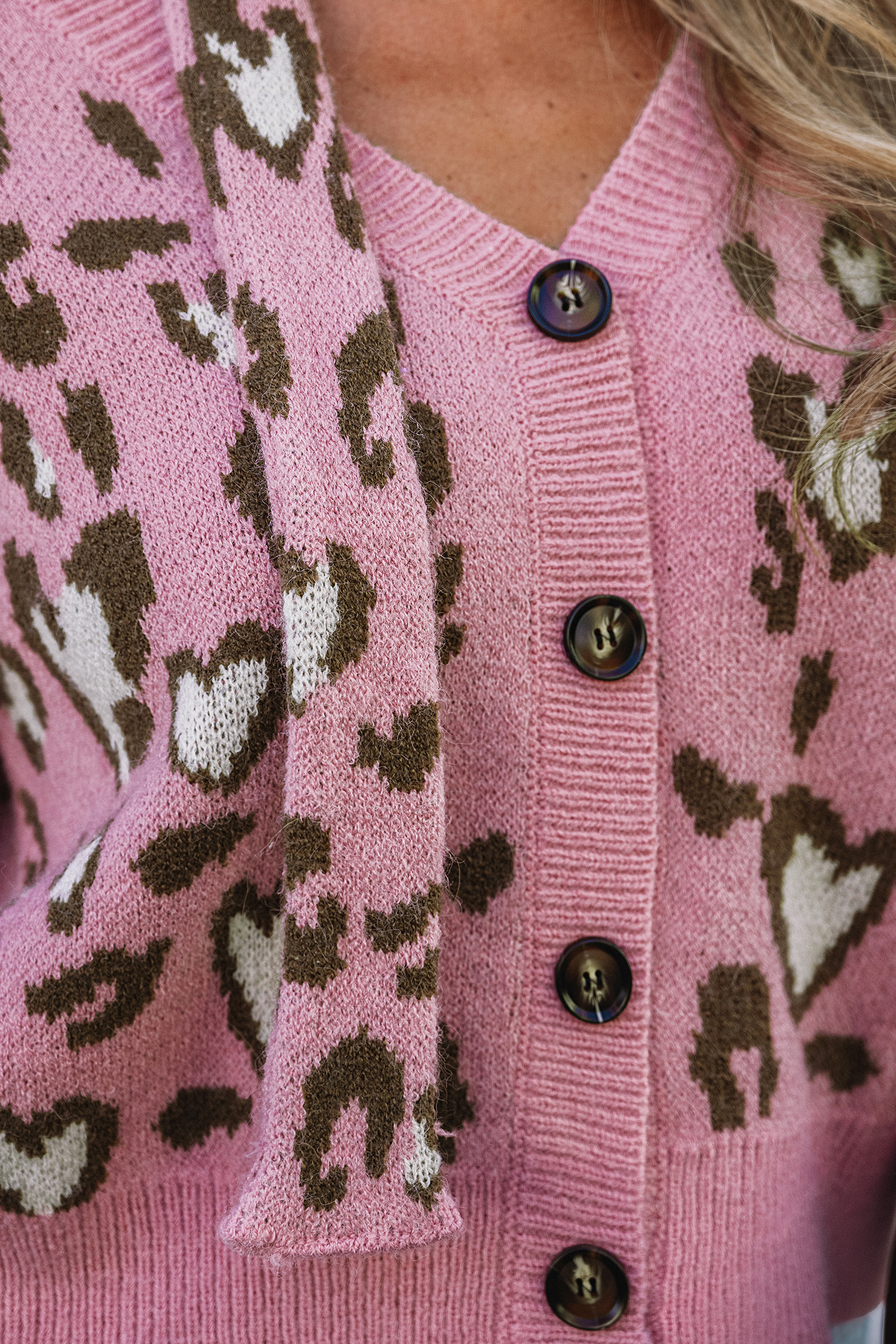 【GRAVER】embroidery heart leopard knit cardigan c41b0748e8441811a761ca1852c588
