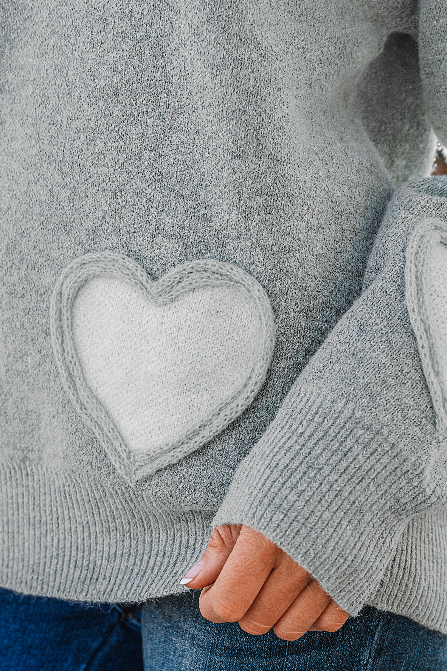 Suéter de manga larga con parche de corazón