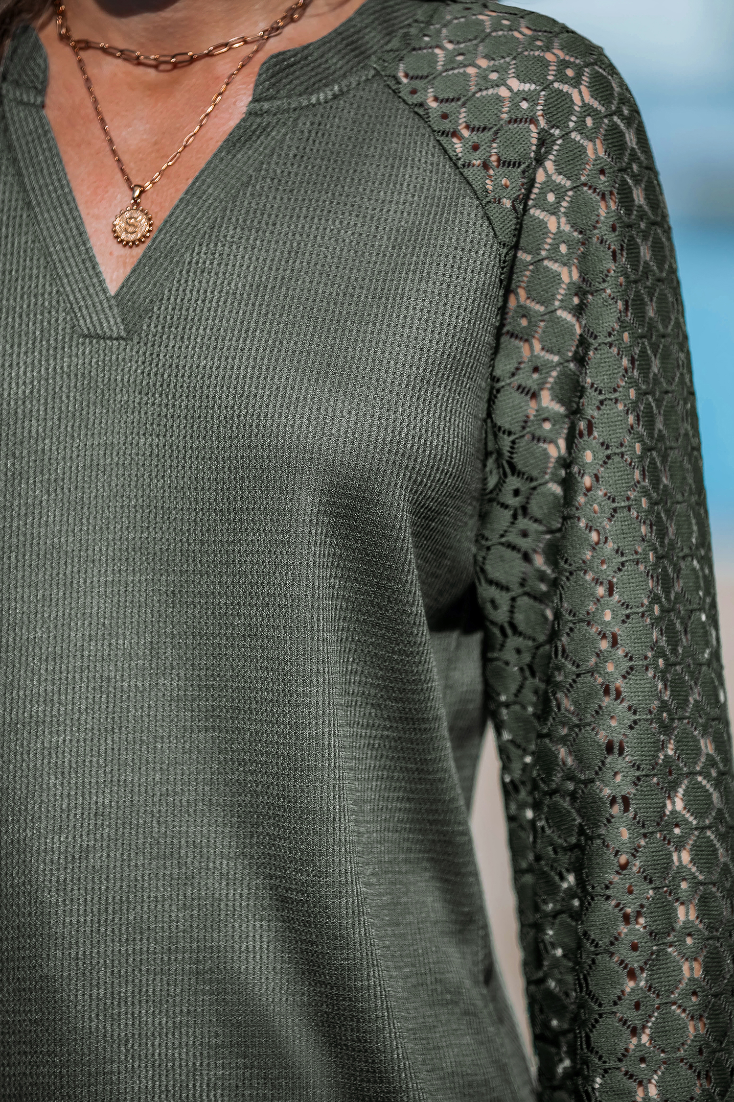 T-shirt en tricot gaufré à col cranté vert olive