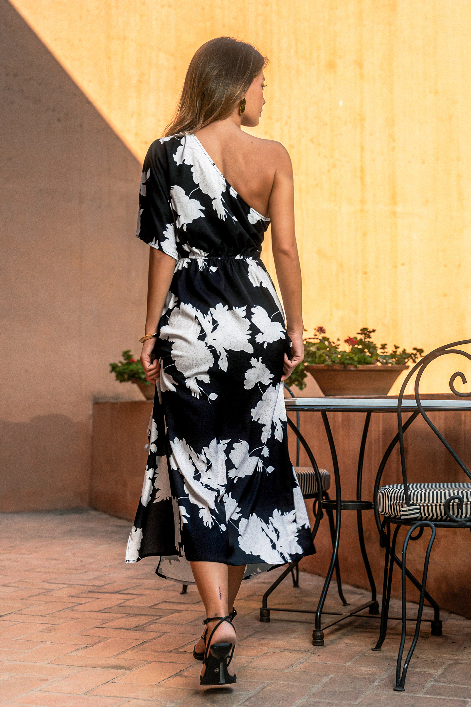 Cupshe Dried Bouquet Floral Maxi Dress In Black