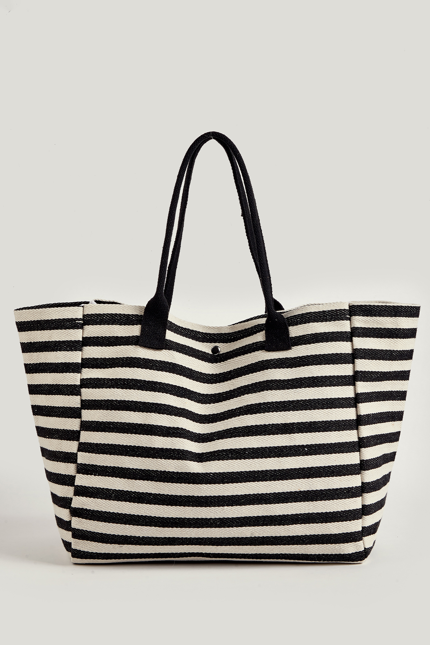 Gestreifte Tasche mit bequemen Trägern