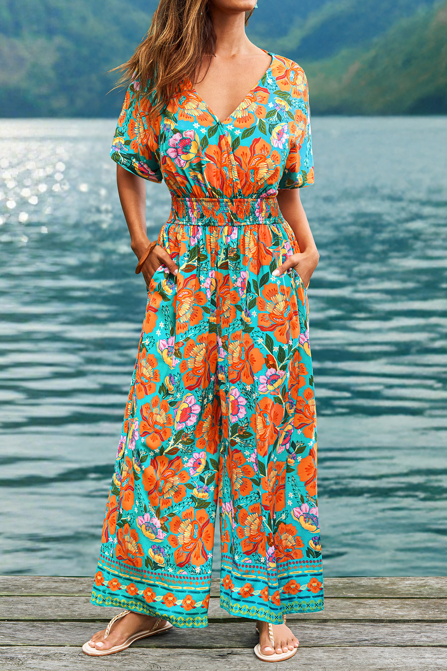 Blumiger Wickel-Jumpsuit mit elastischem Bund