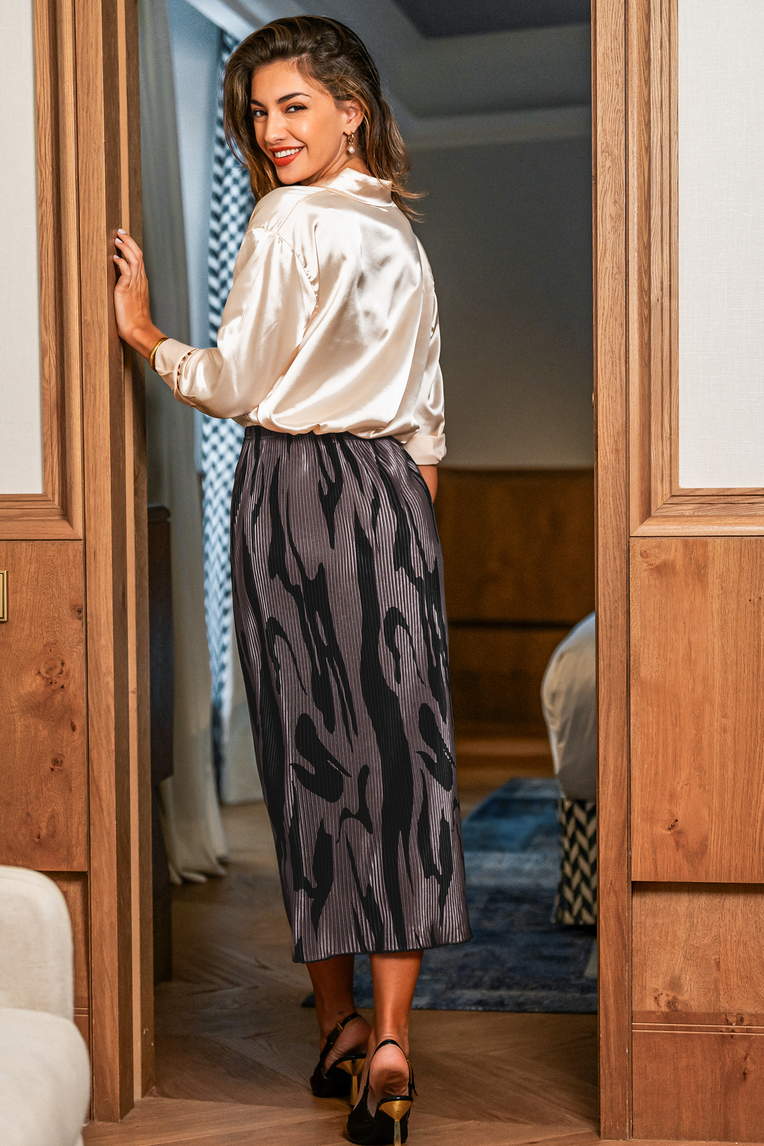 Cupshe Modern Artistry Abstract Midi Skirt In Black