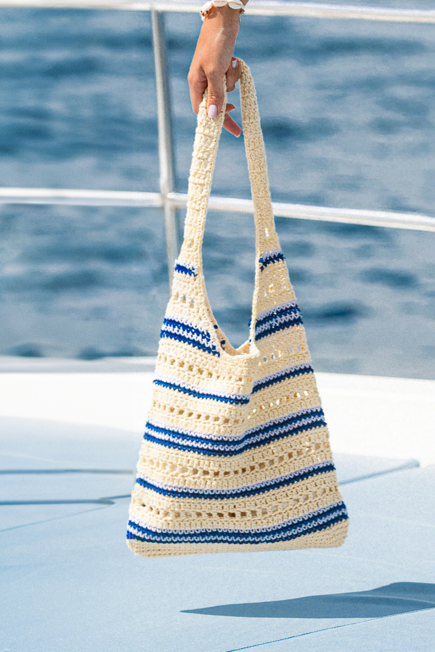 Cupshe Hit The Sand Striped Bag In Neutral