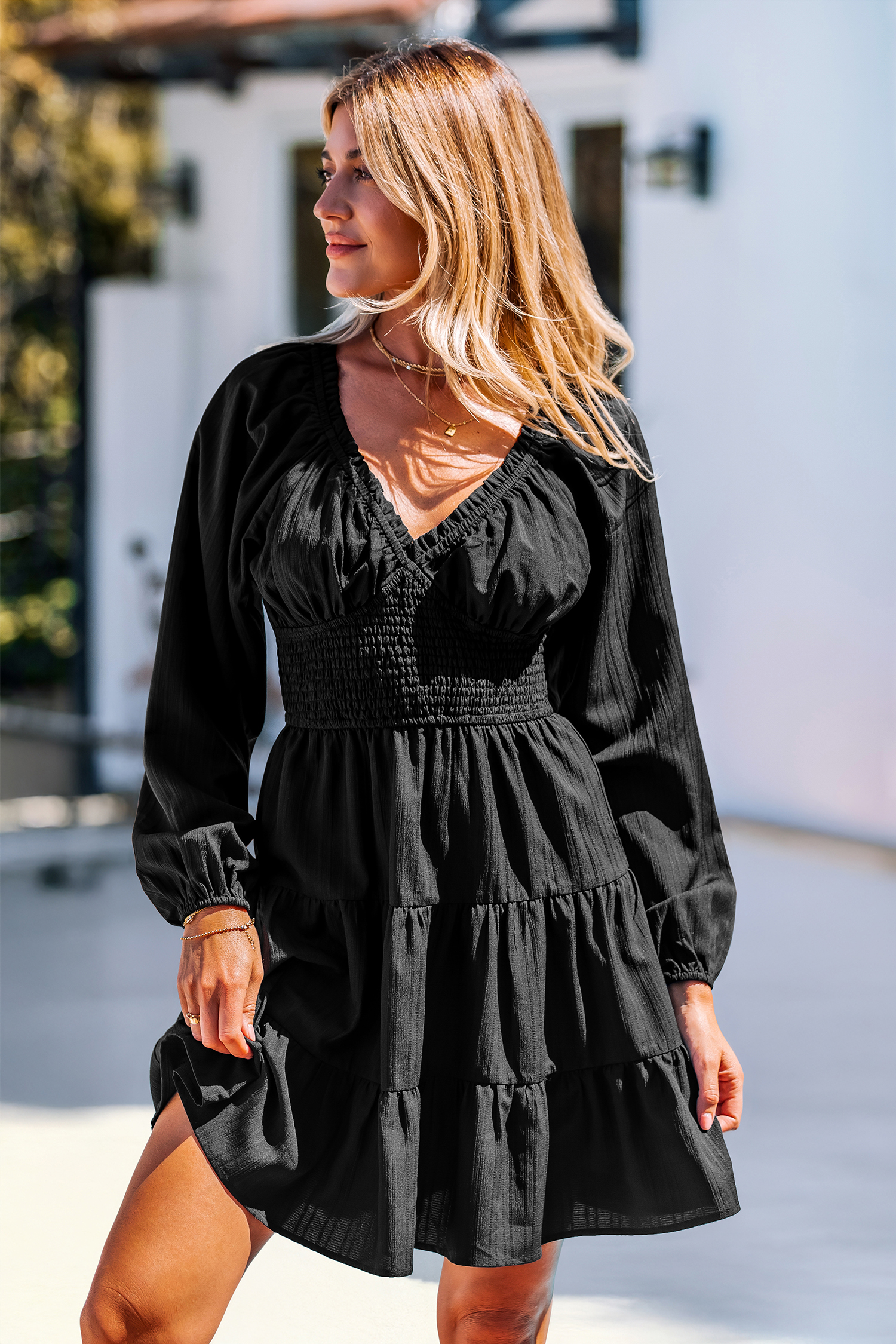 Minivestido negro para bailar toda la noche