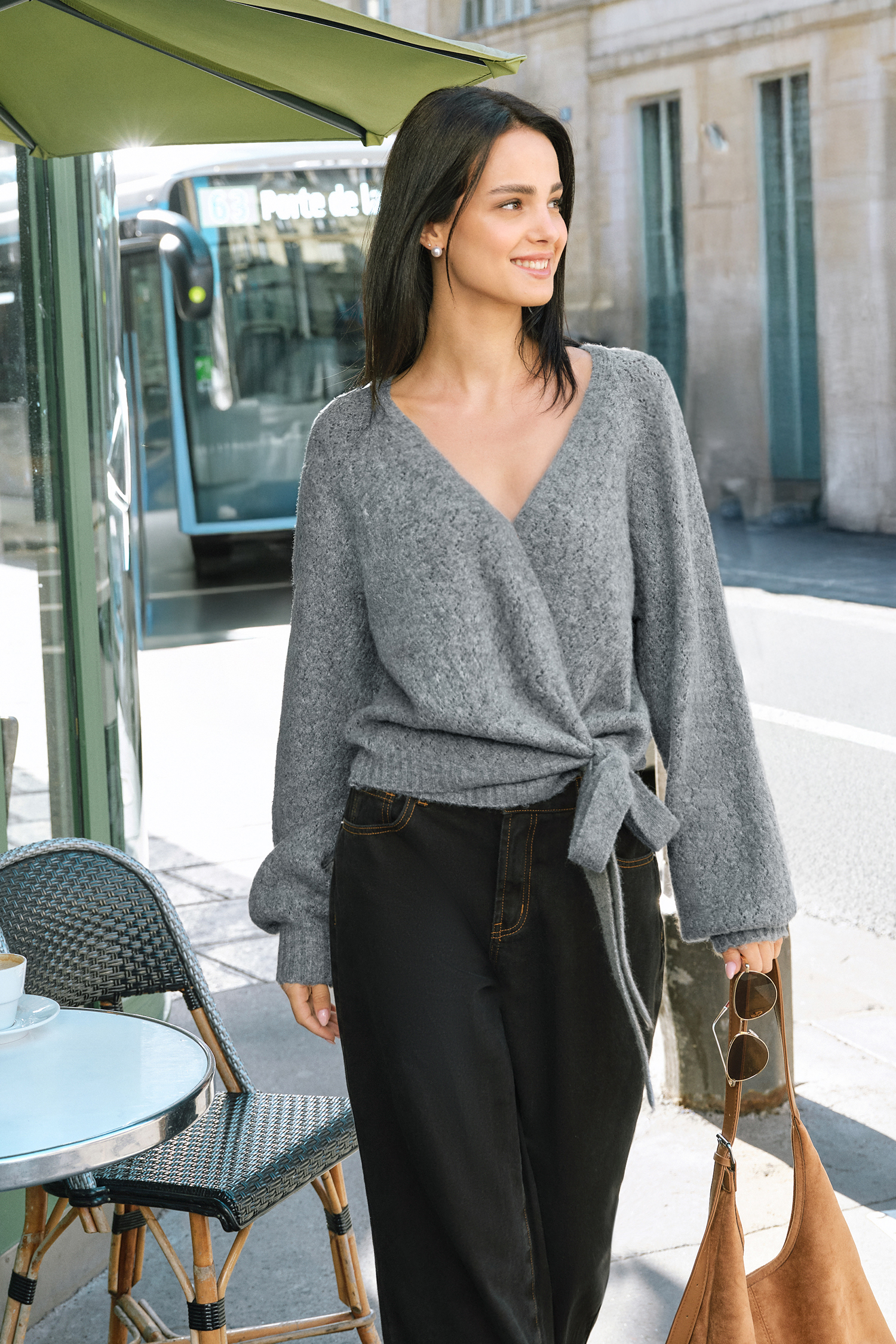 Grijze trui met de tekst &#39;Falling For You&#39;