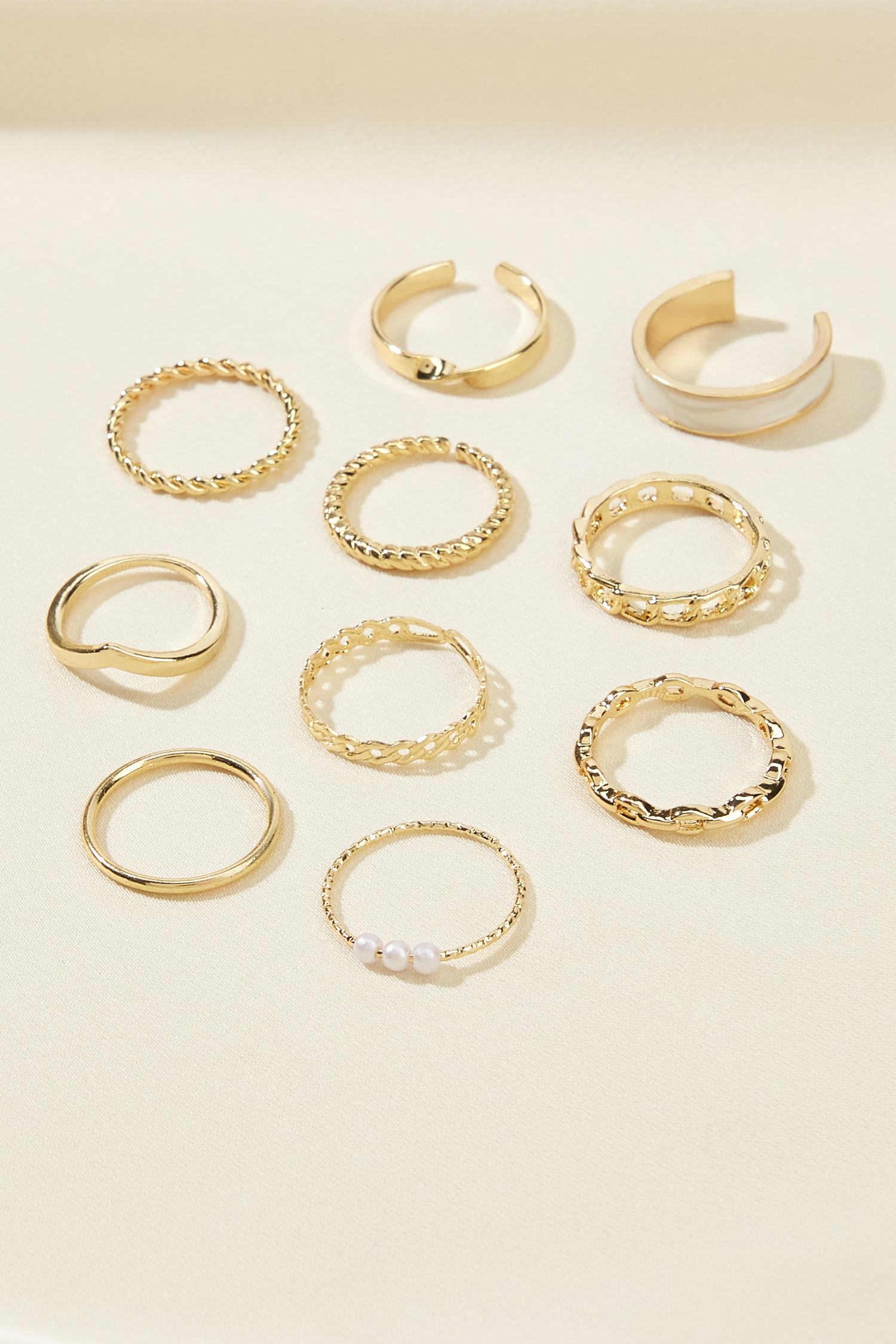 Set de bagues dorées