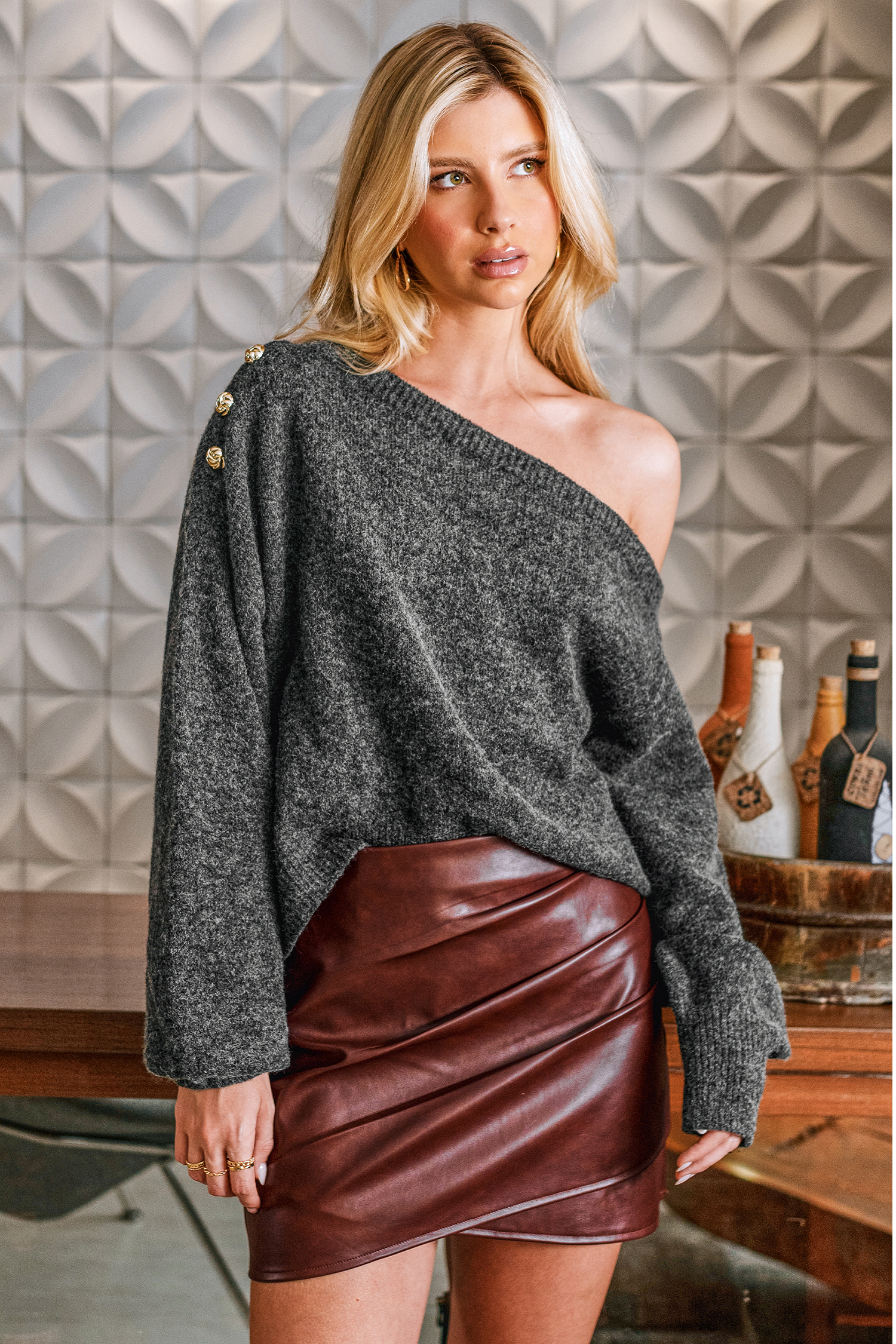 Suéter gris cuando sabes que sabes