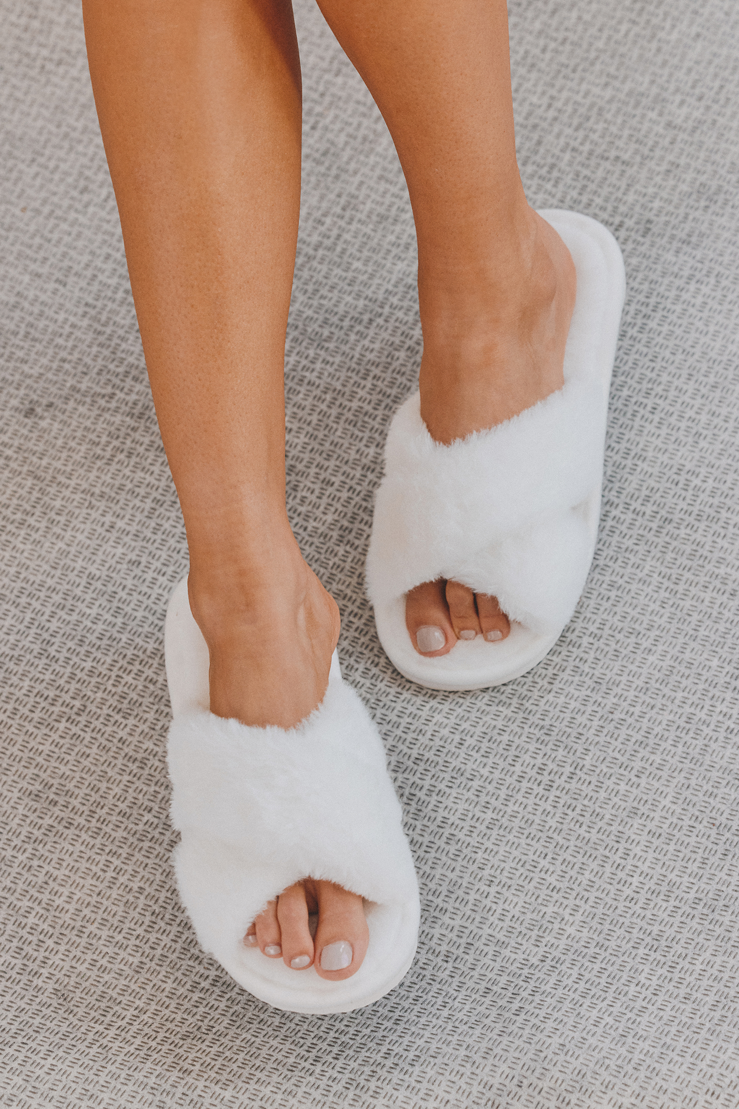 Cupshe Snug Mood White Slippers