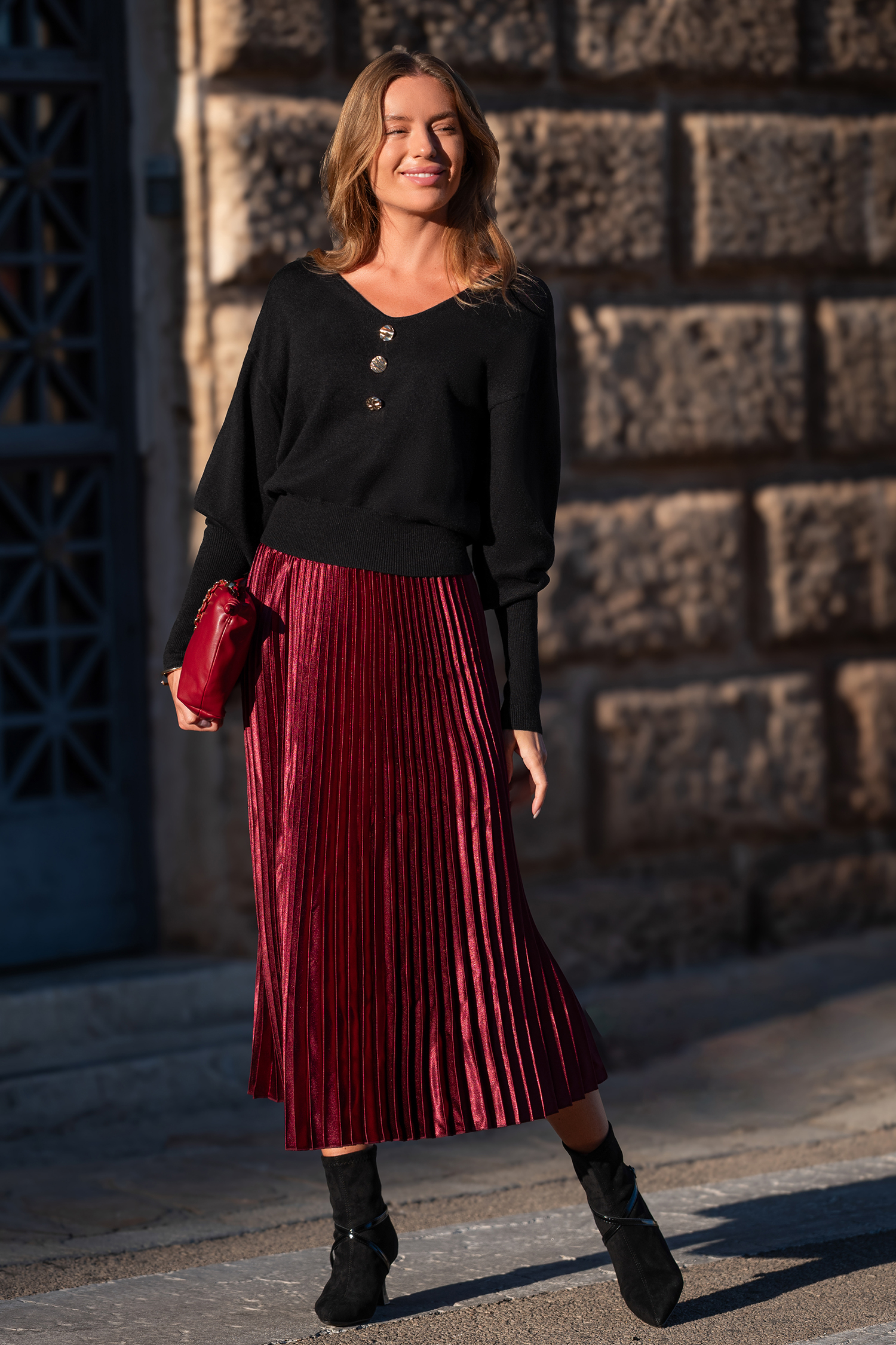 Cupshe Low Light Black Sweater