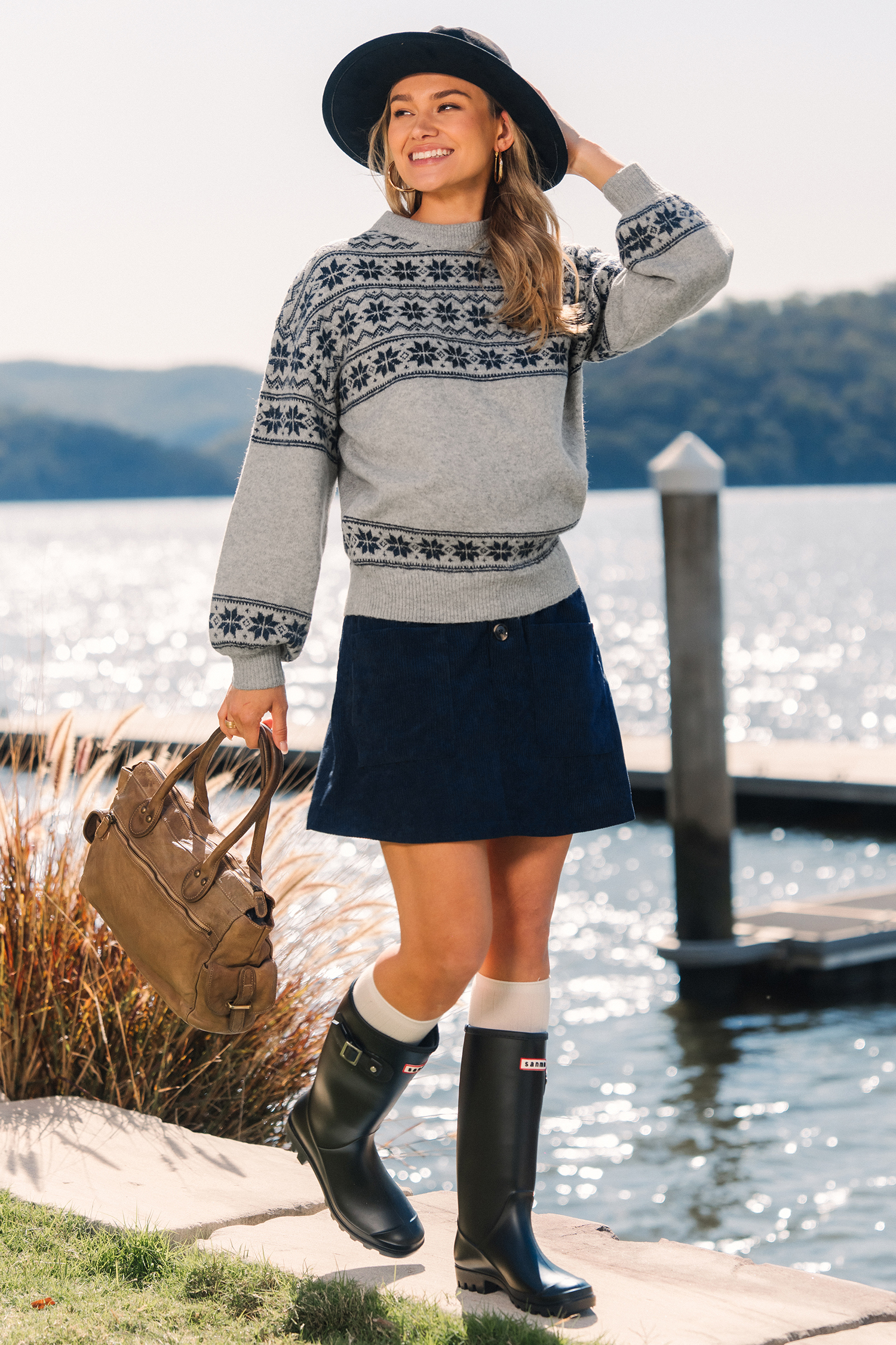 Cupshe Raining Snowflakes Christmas Sweater